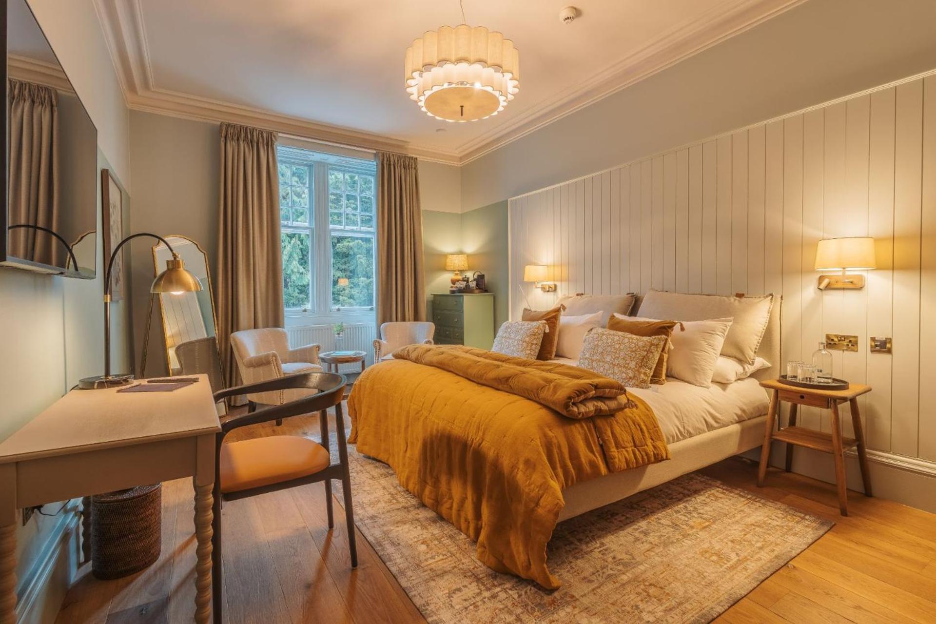 Mansion Room