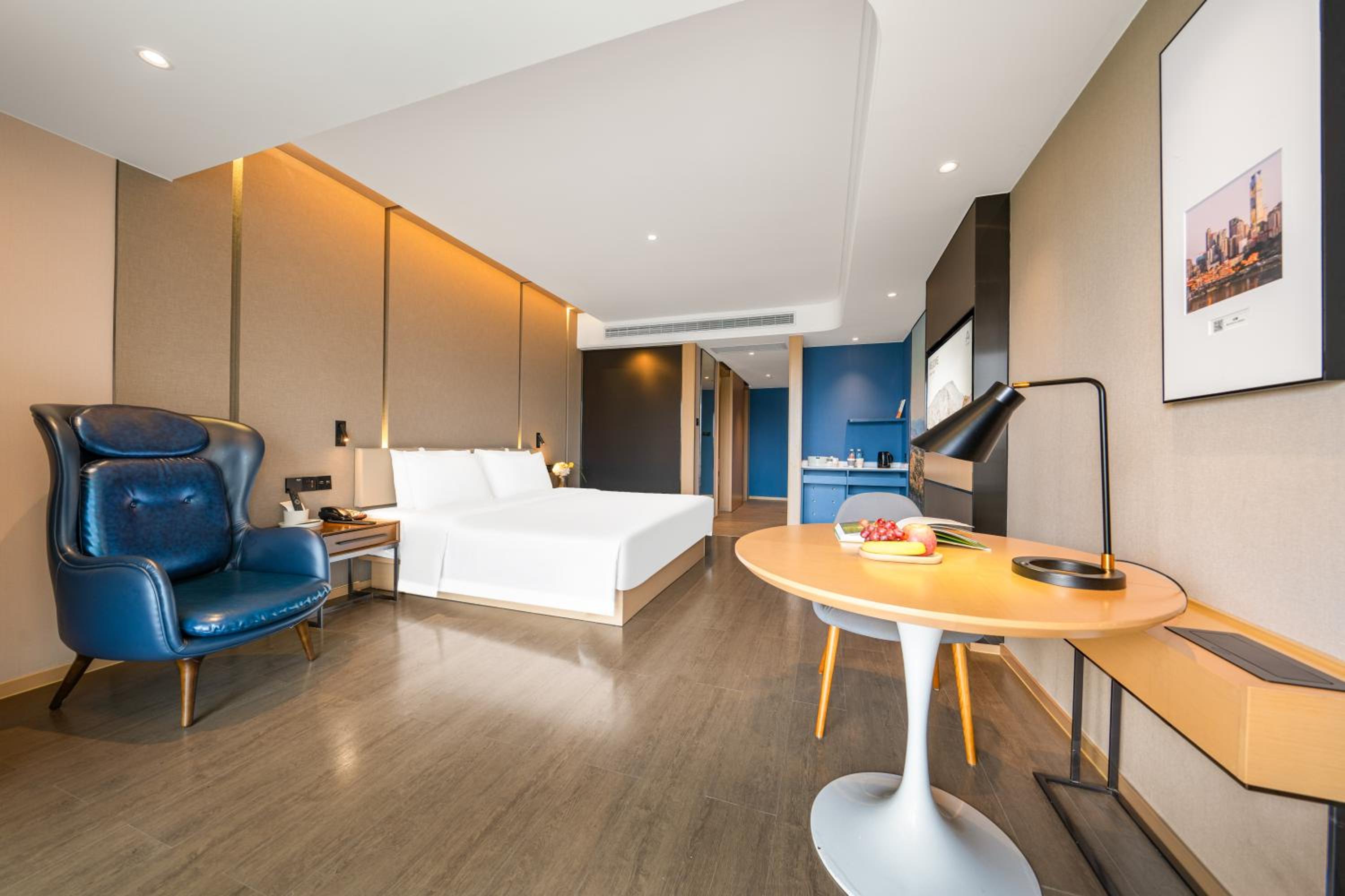 Superior Double Room with Lake View  - Photo 1