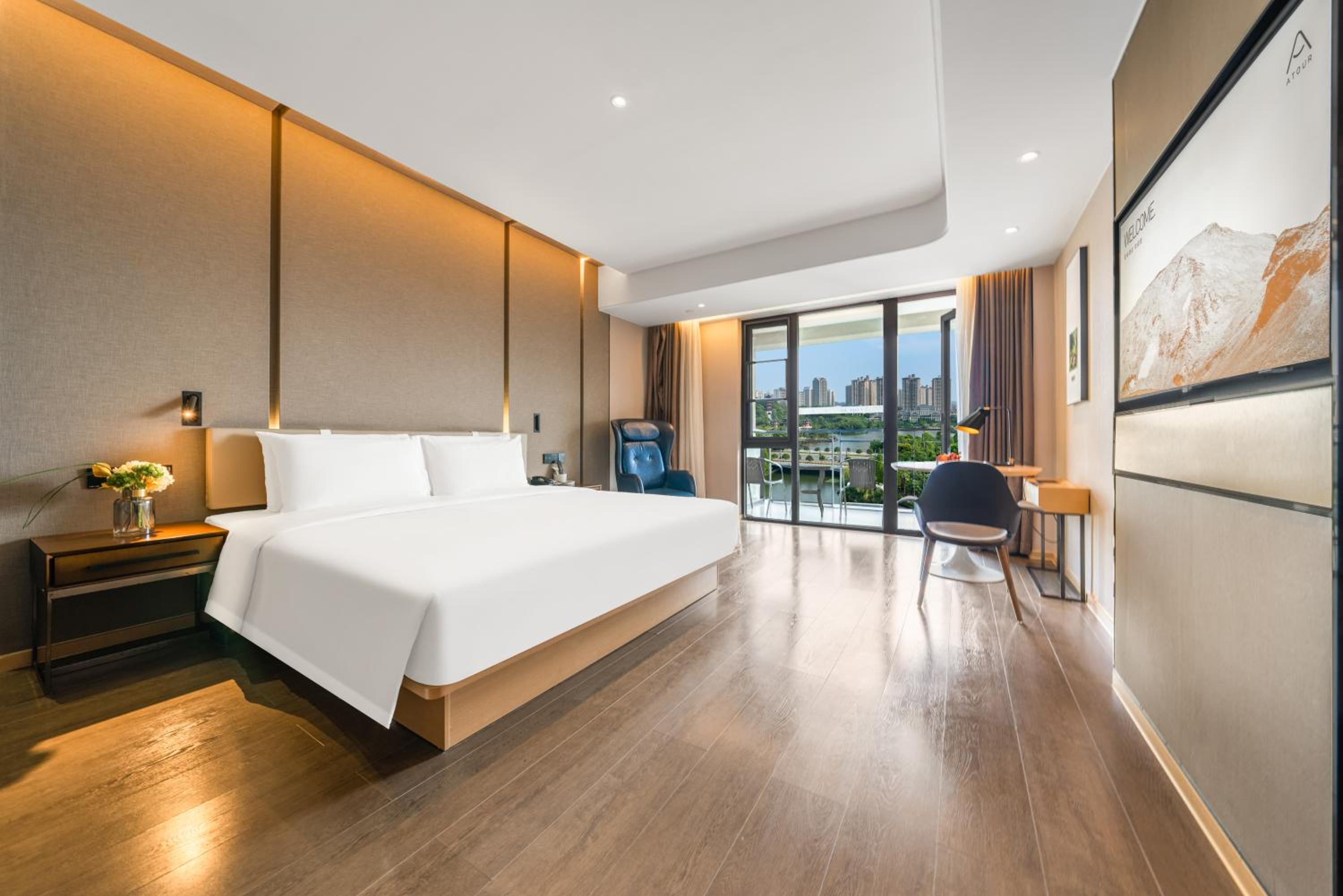 Executive Double Room with Lake View photo 1