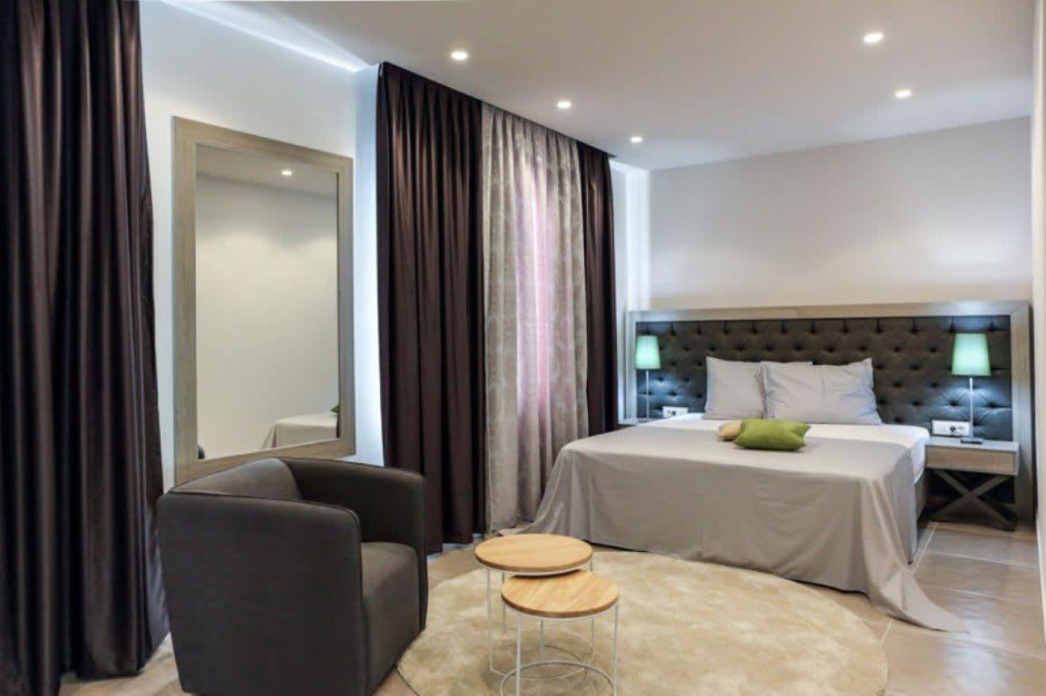 Seven-Bedroom Villa