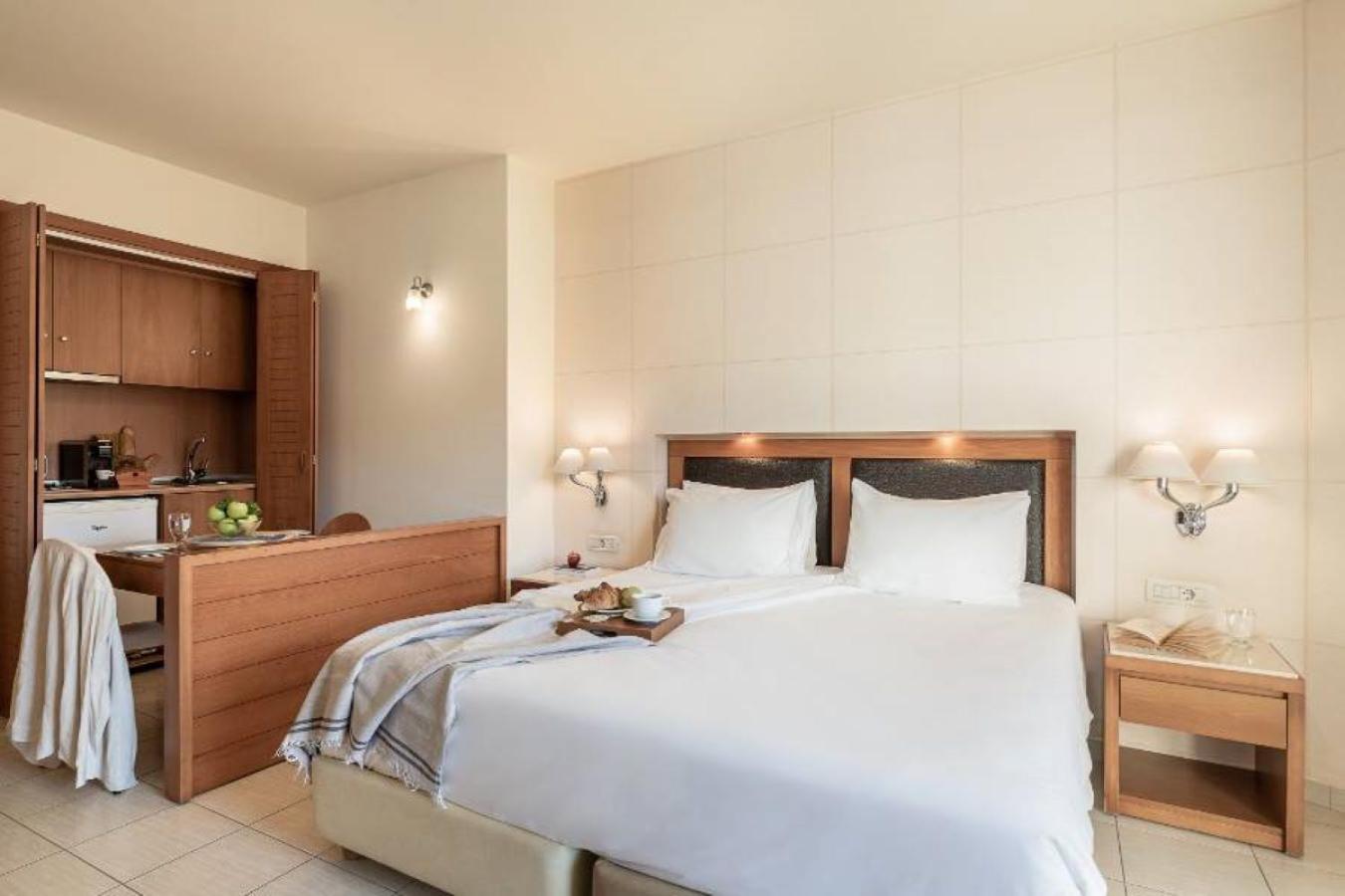 Inland View Room - Photo 9