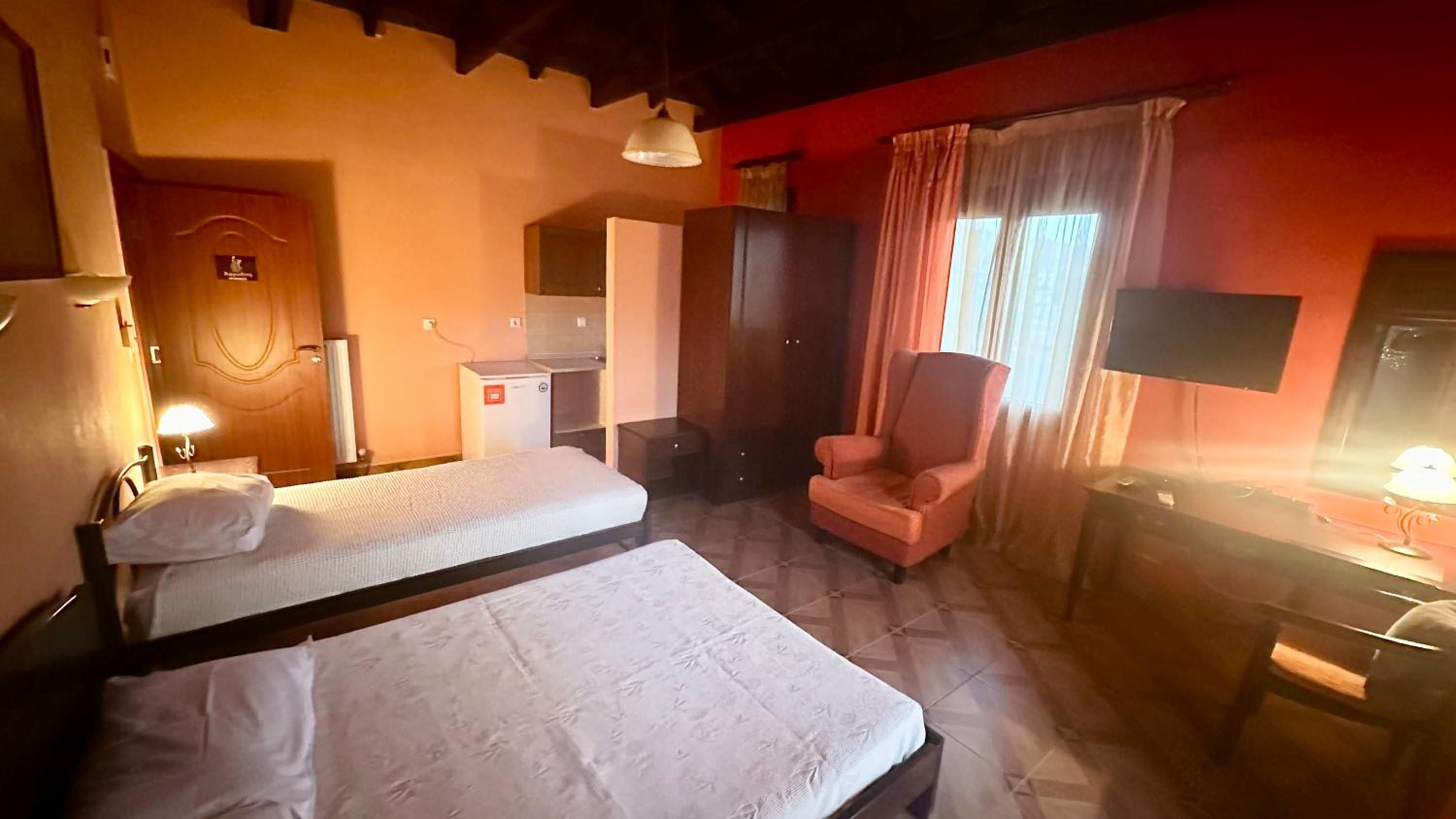 Luxury Triple Room