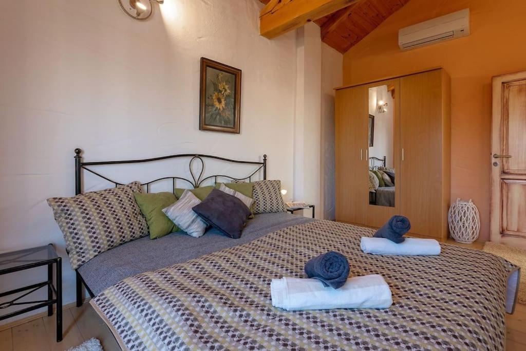 Villa with Private Pool photo 1