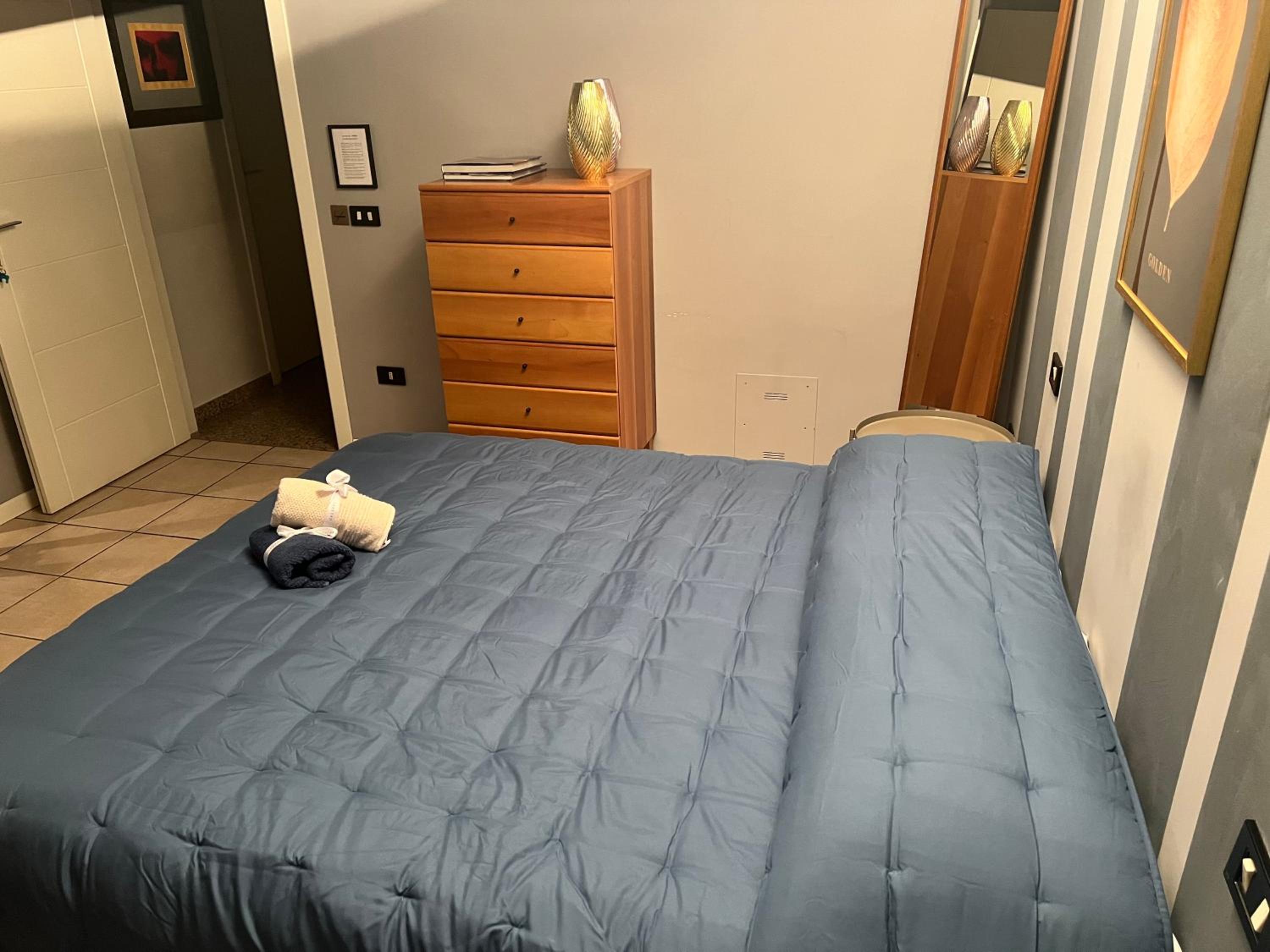 Standard Double Room with Shared Bathroom photo 3