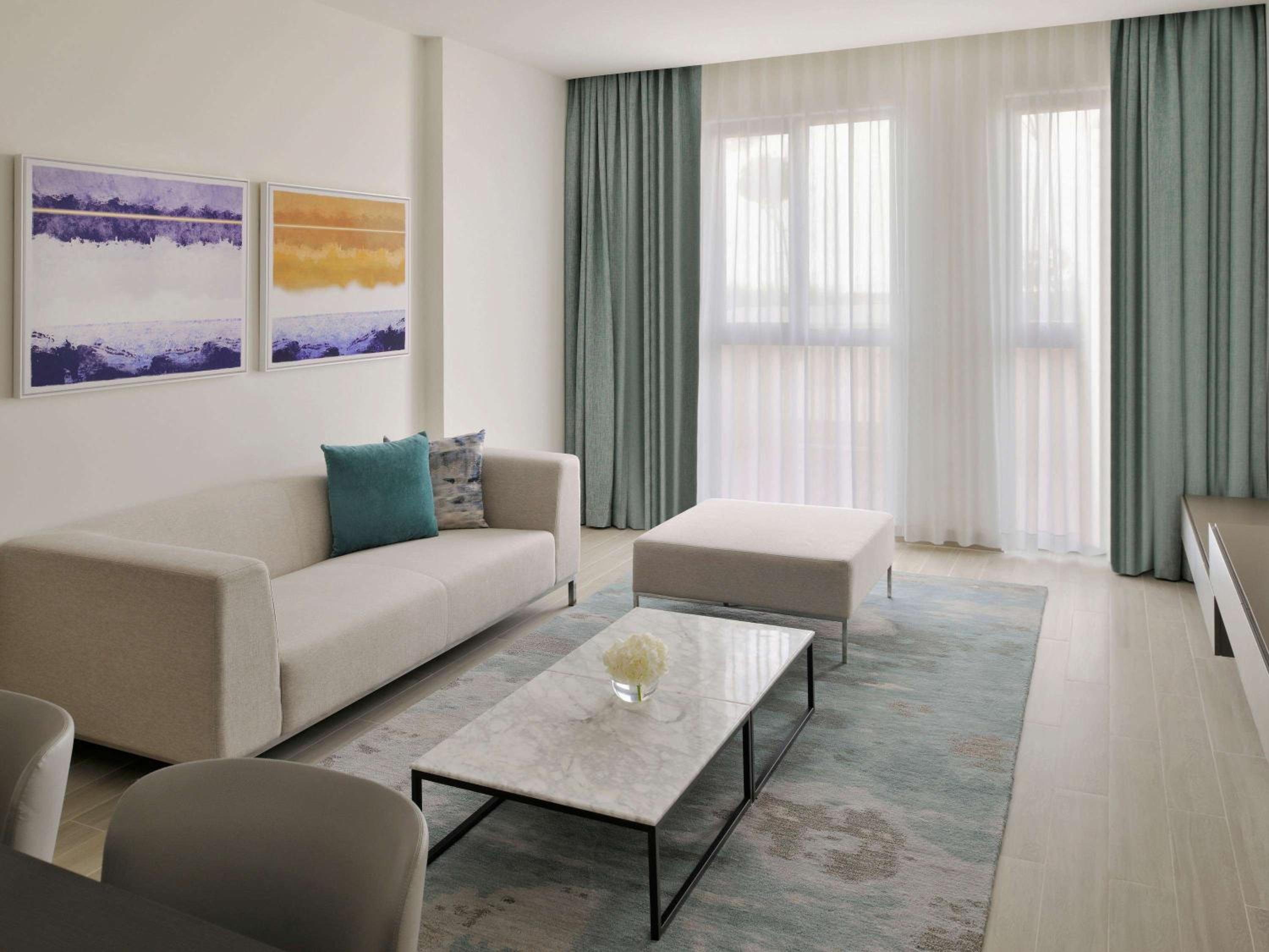One-Bedroom Apartment - Photo 4