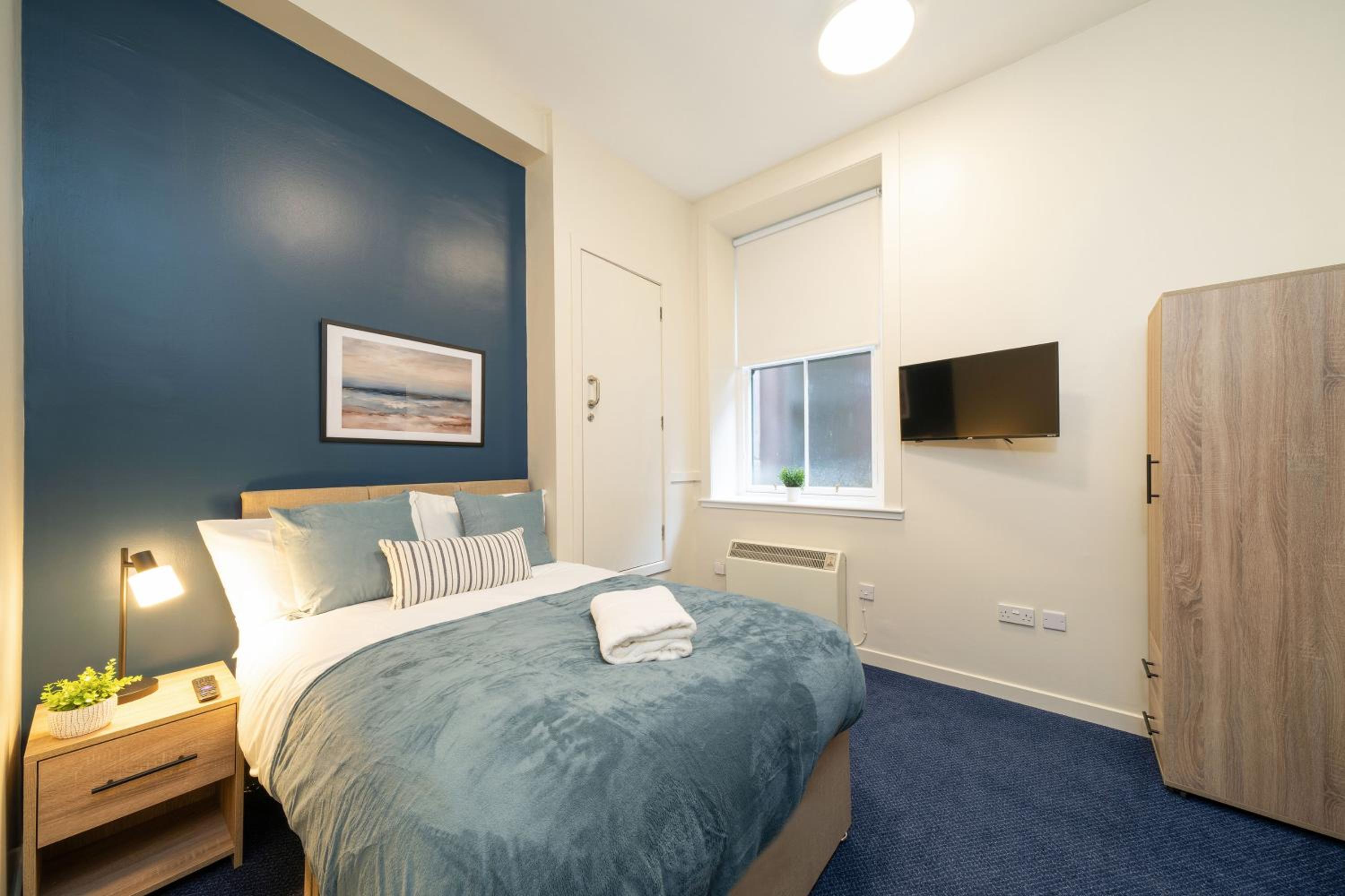 Apartment photo 1