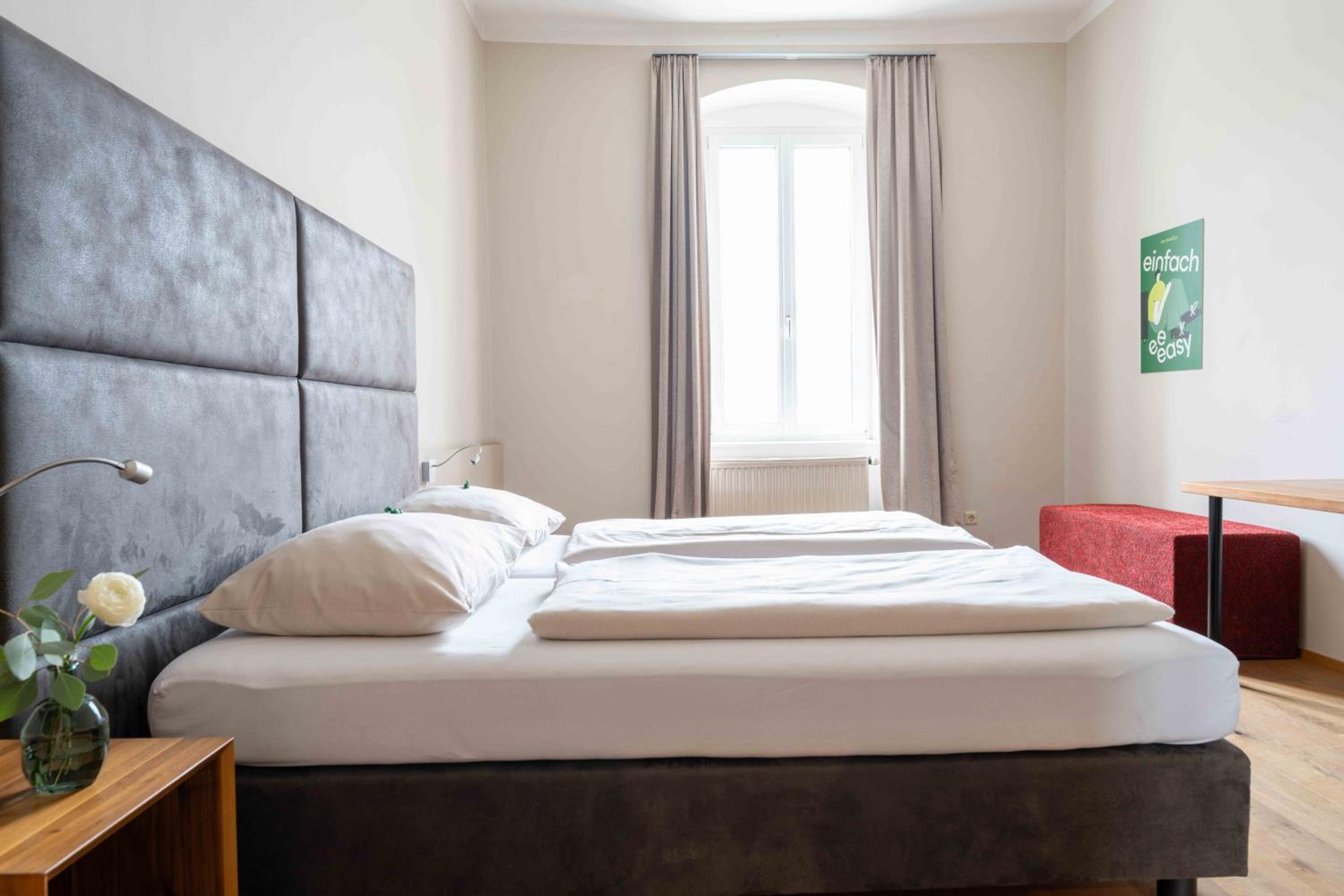 Double Room Standard - Photo 9