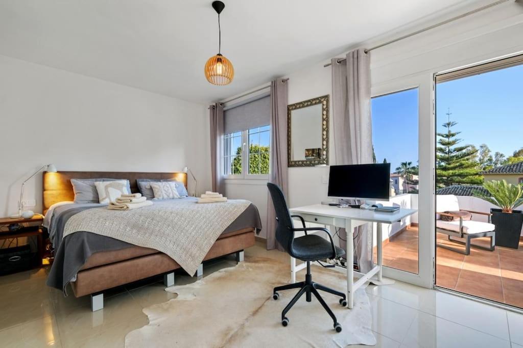 Villa photo 3