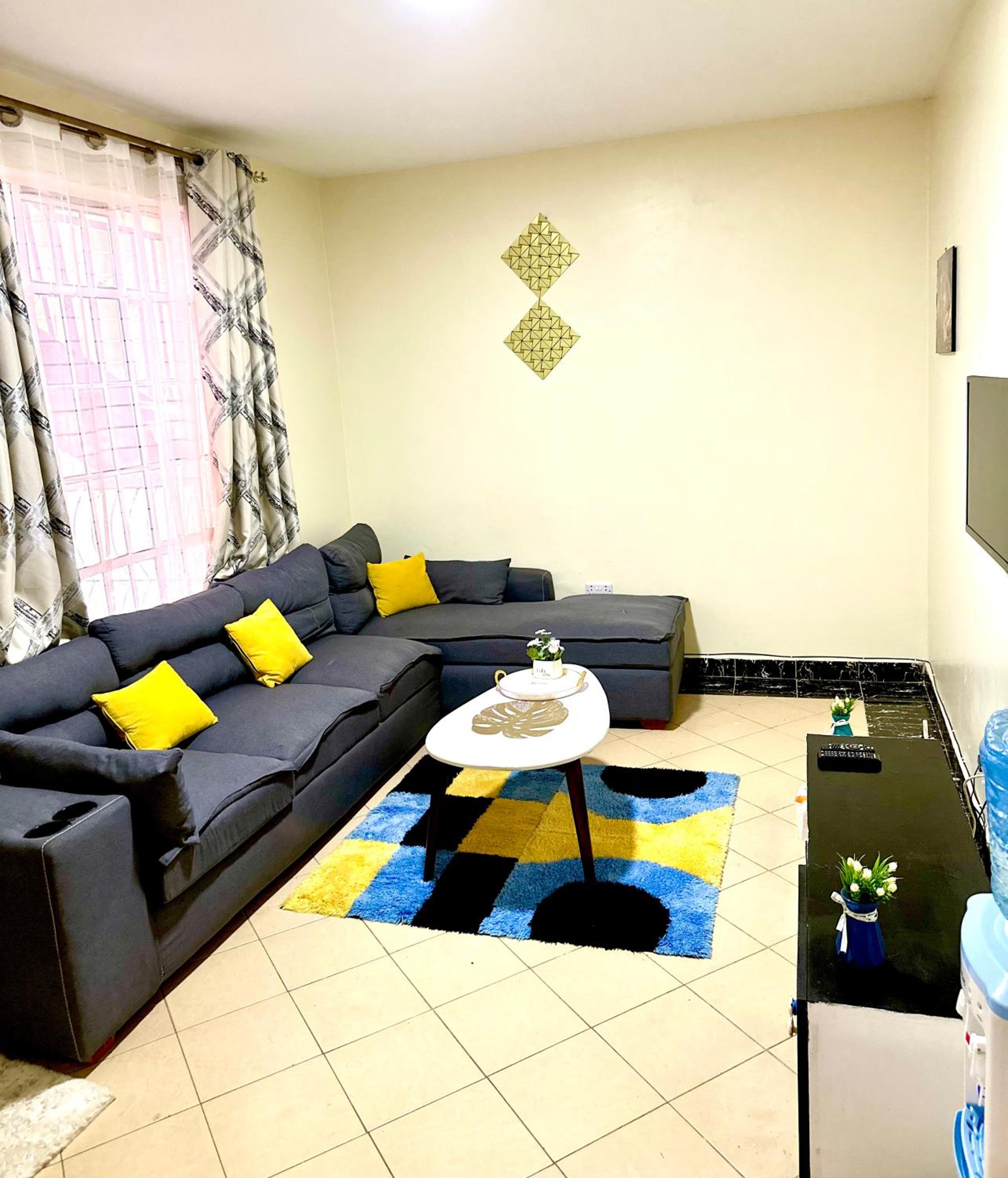 One-Bedroom Apartment photo 3