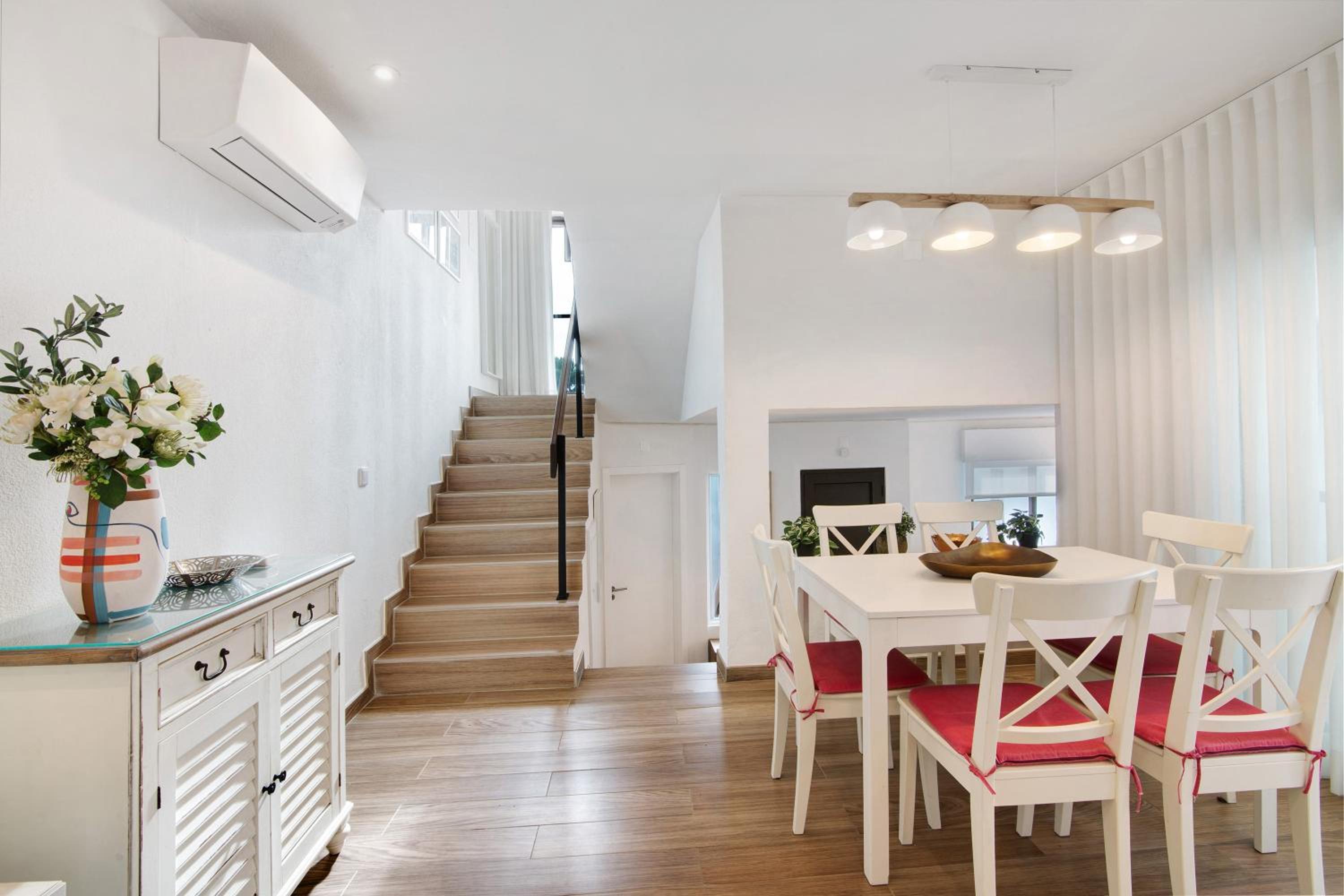 Two-Bedroom House photo 2