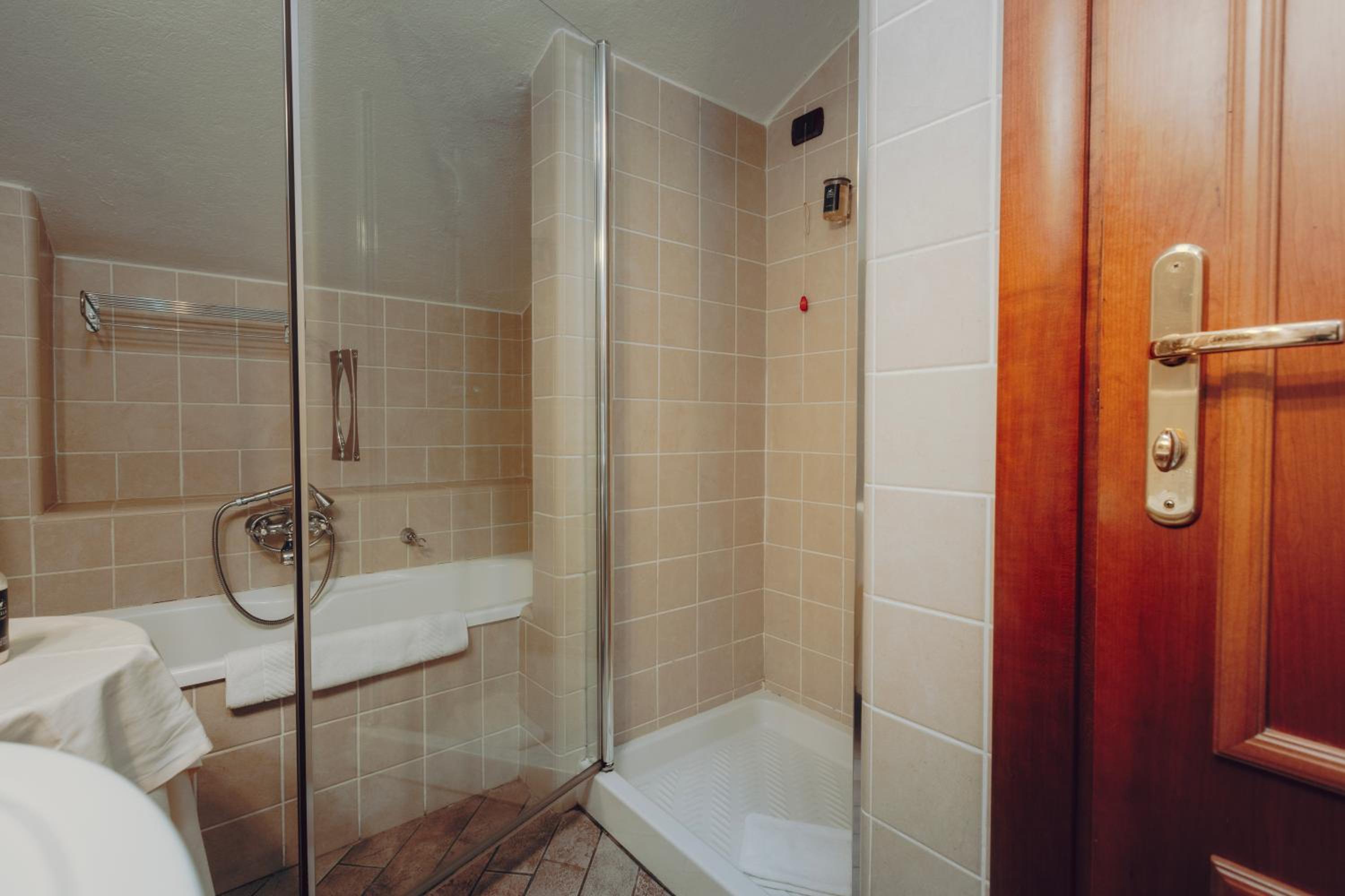 Junior Suite - Photo 3
