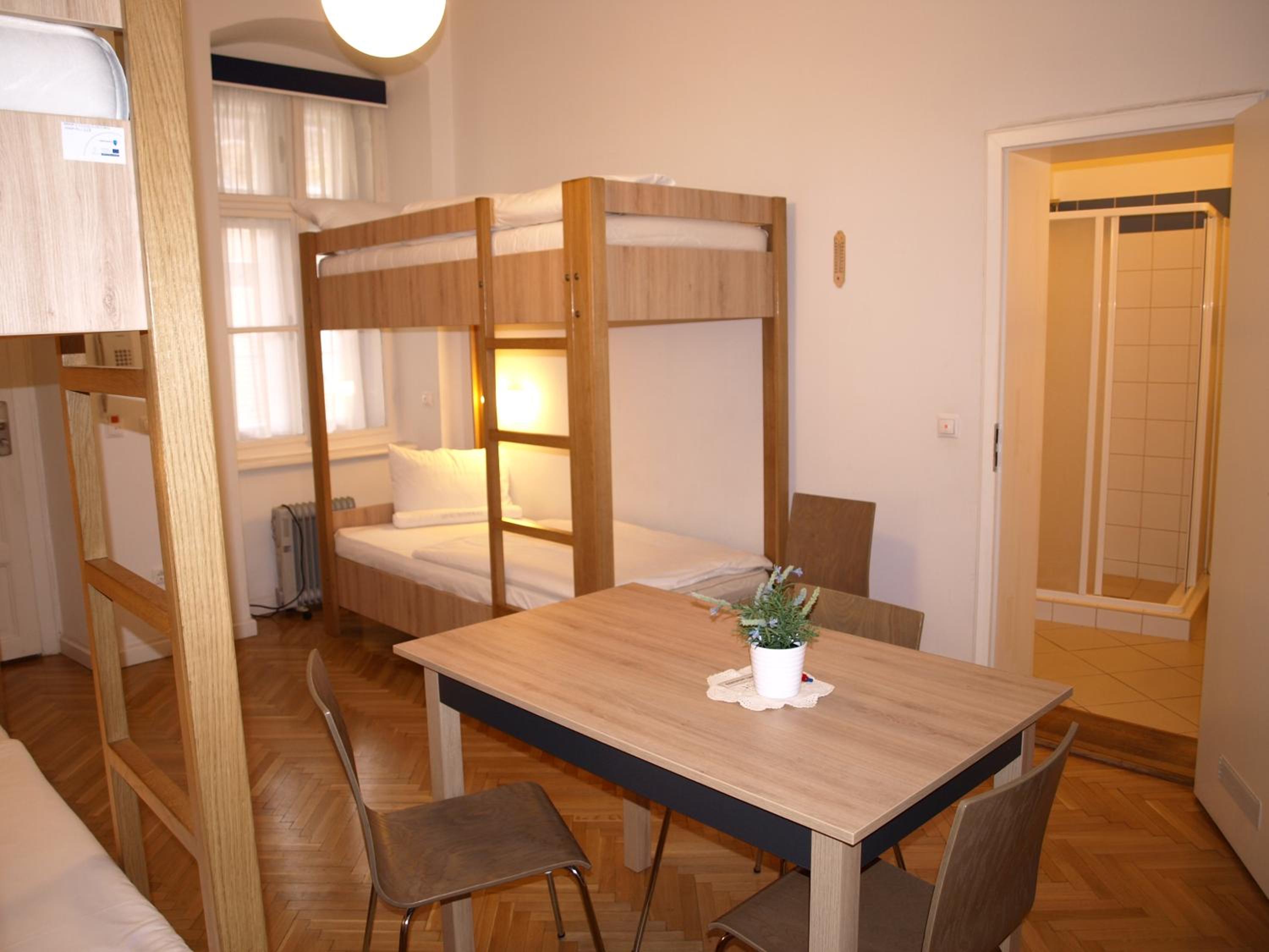 Quadruple Room with Bathroom photo 3