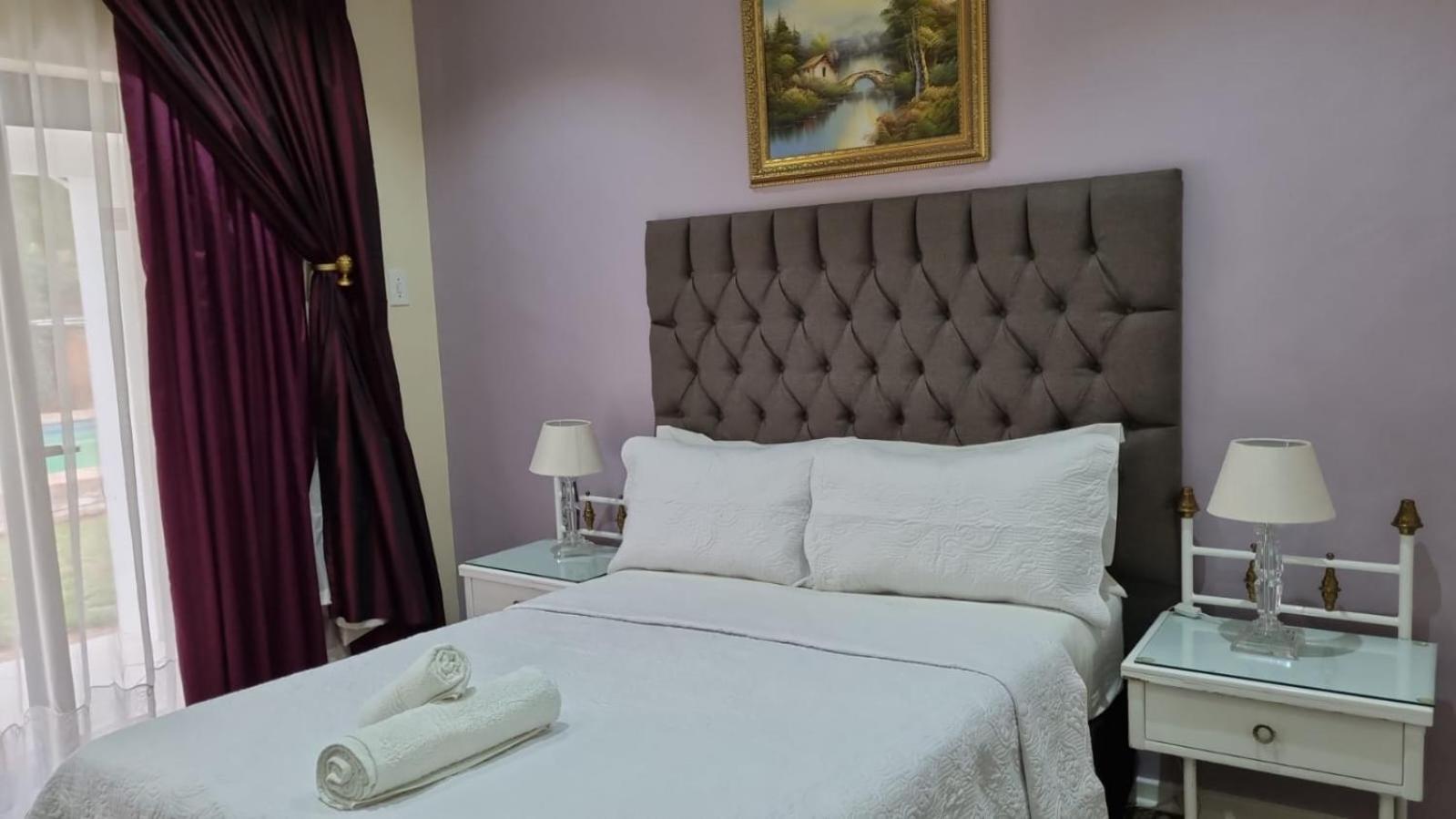 Double Room with Pool View photo 1