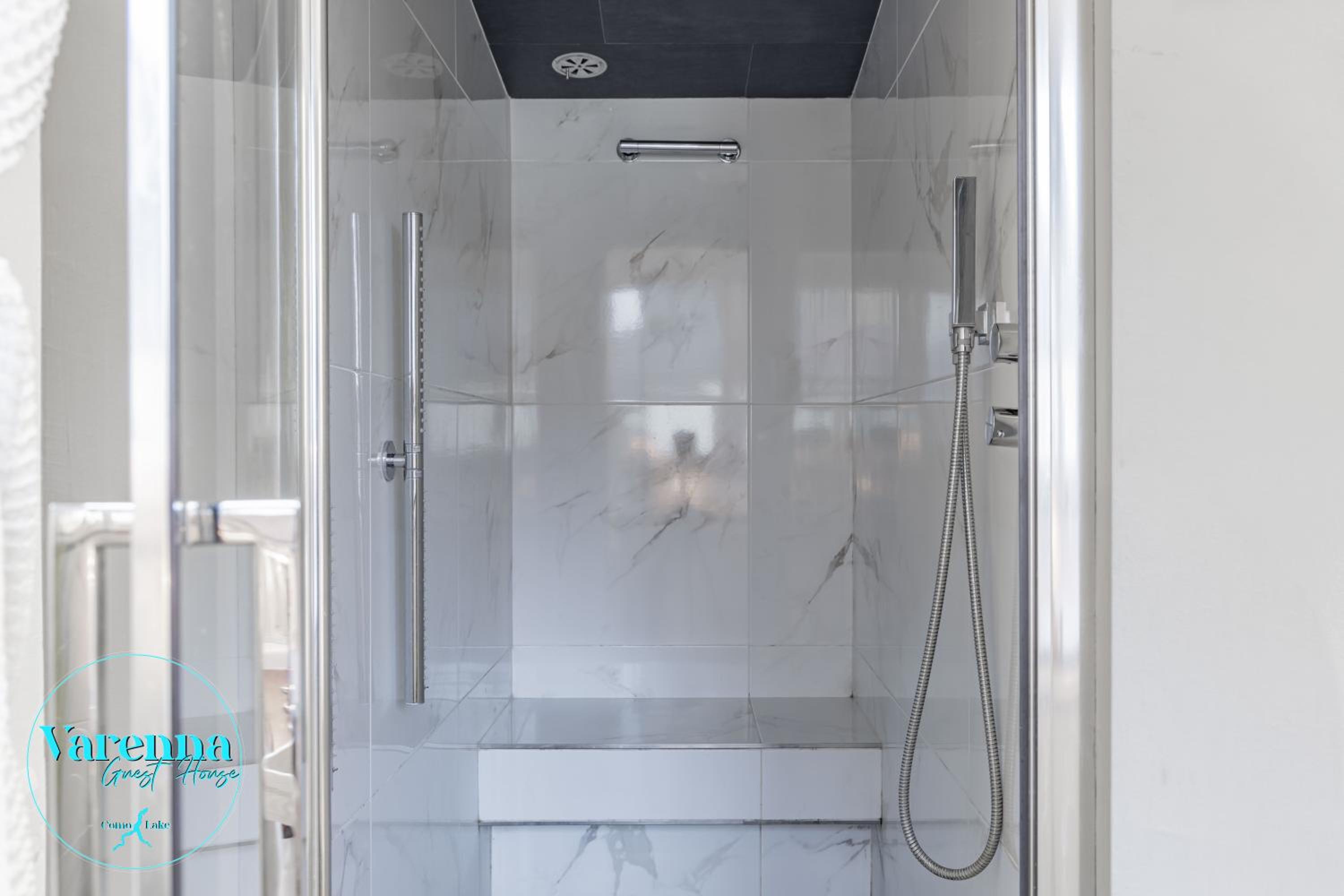 Apartment with Sauna - Photo 12