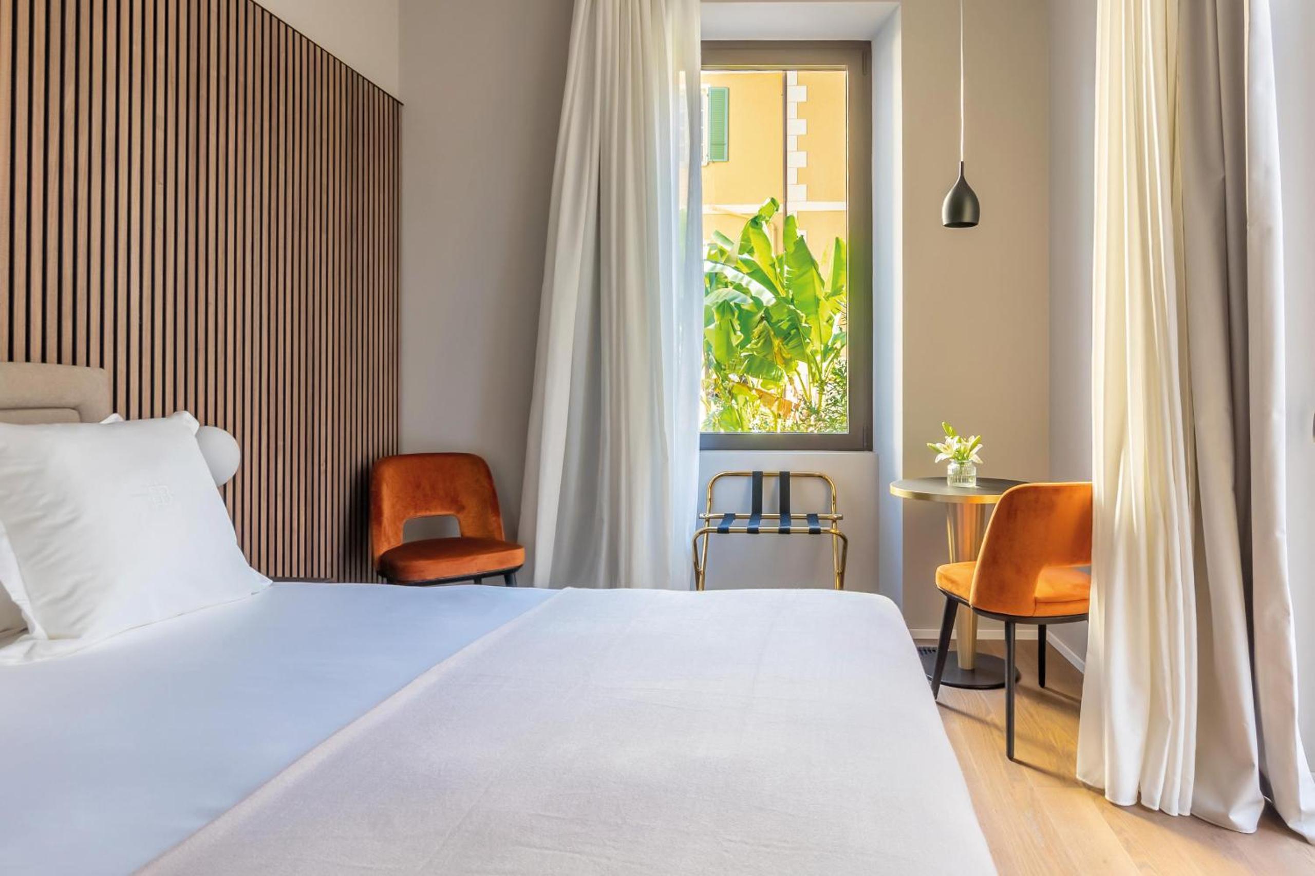 Design Double Room