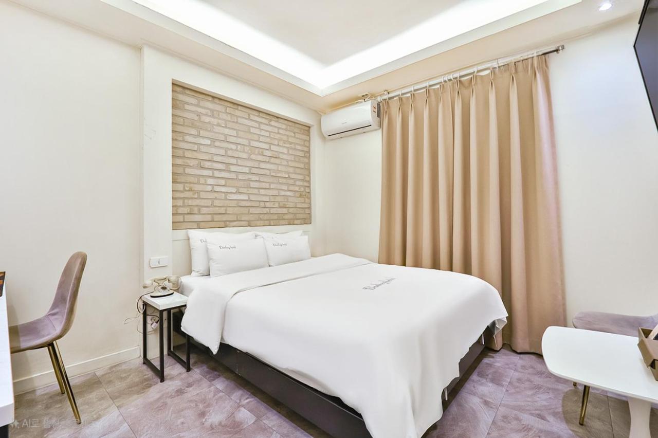 Standard Double Room With 1pc  - Photo 4