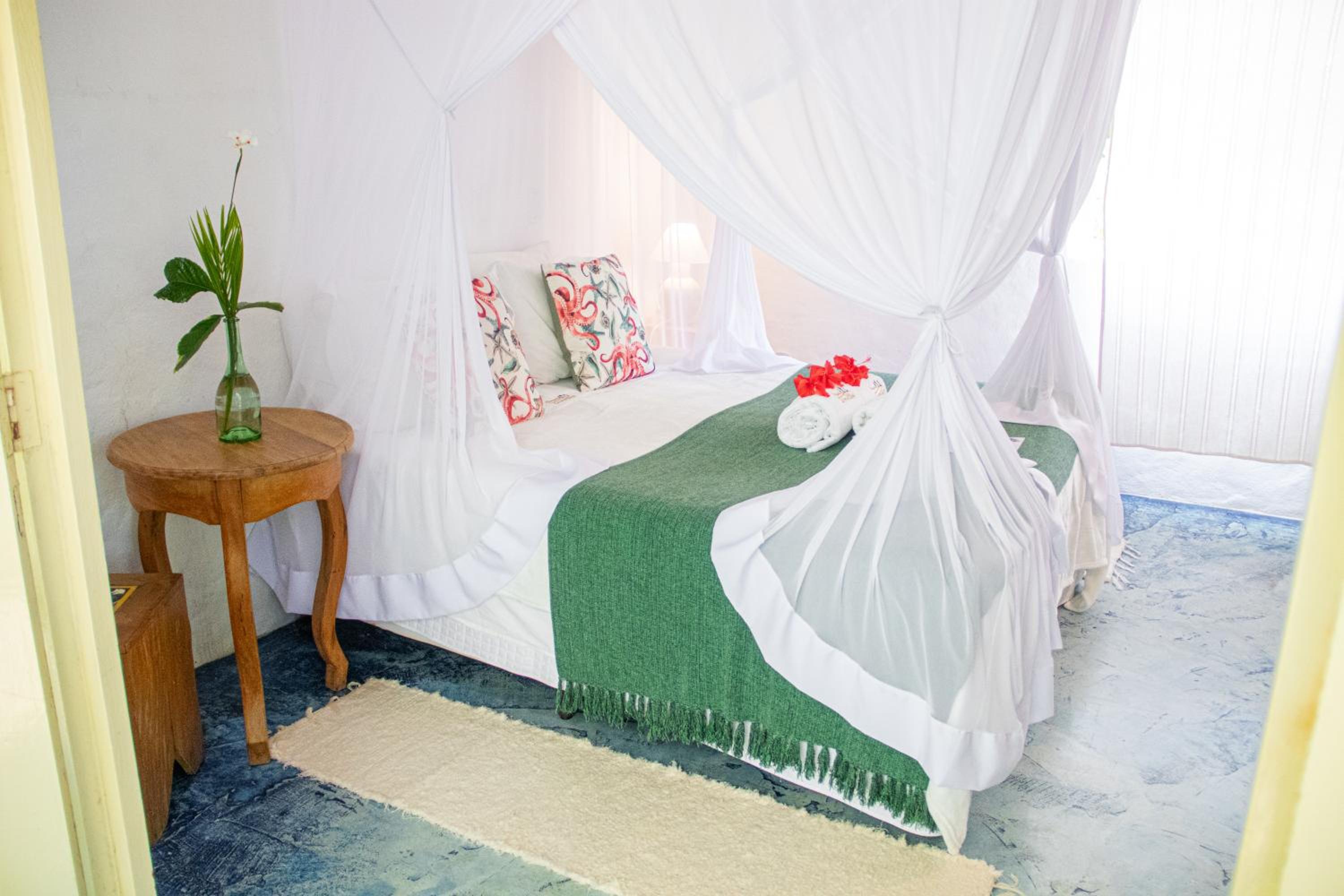 Double Room - Photo 8