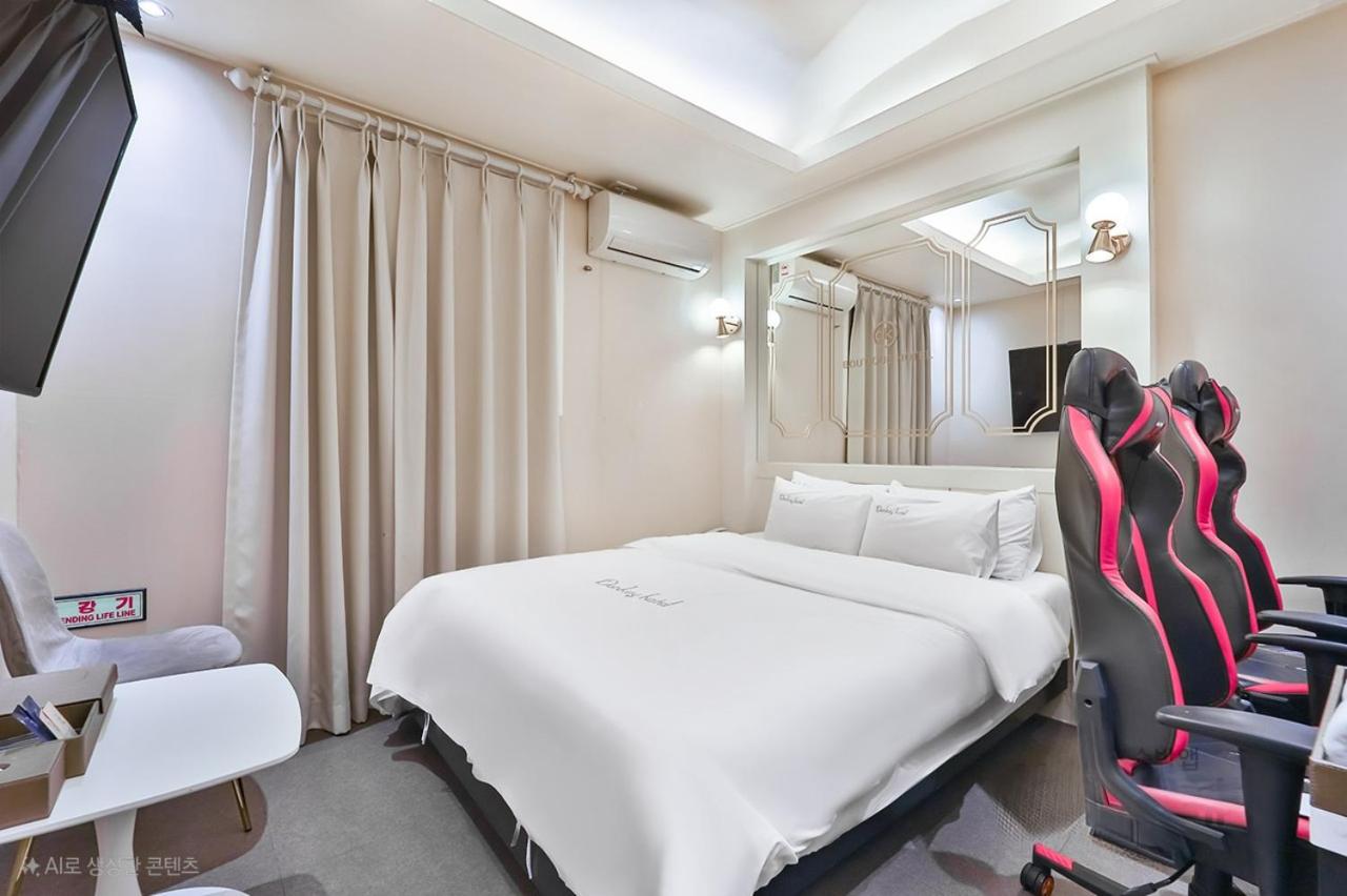 Double Room With Couple Pc - Photo 1