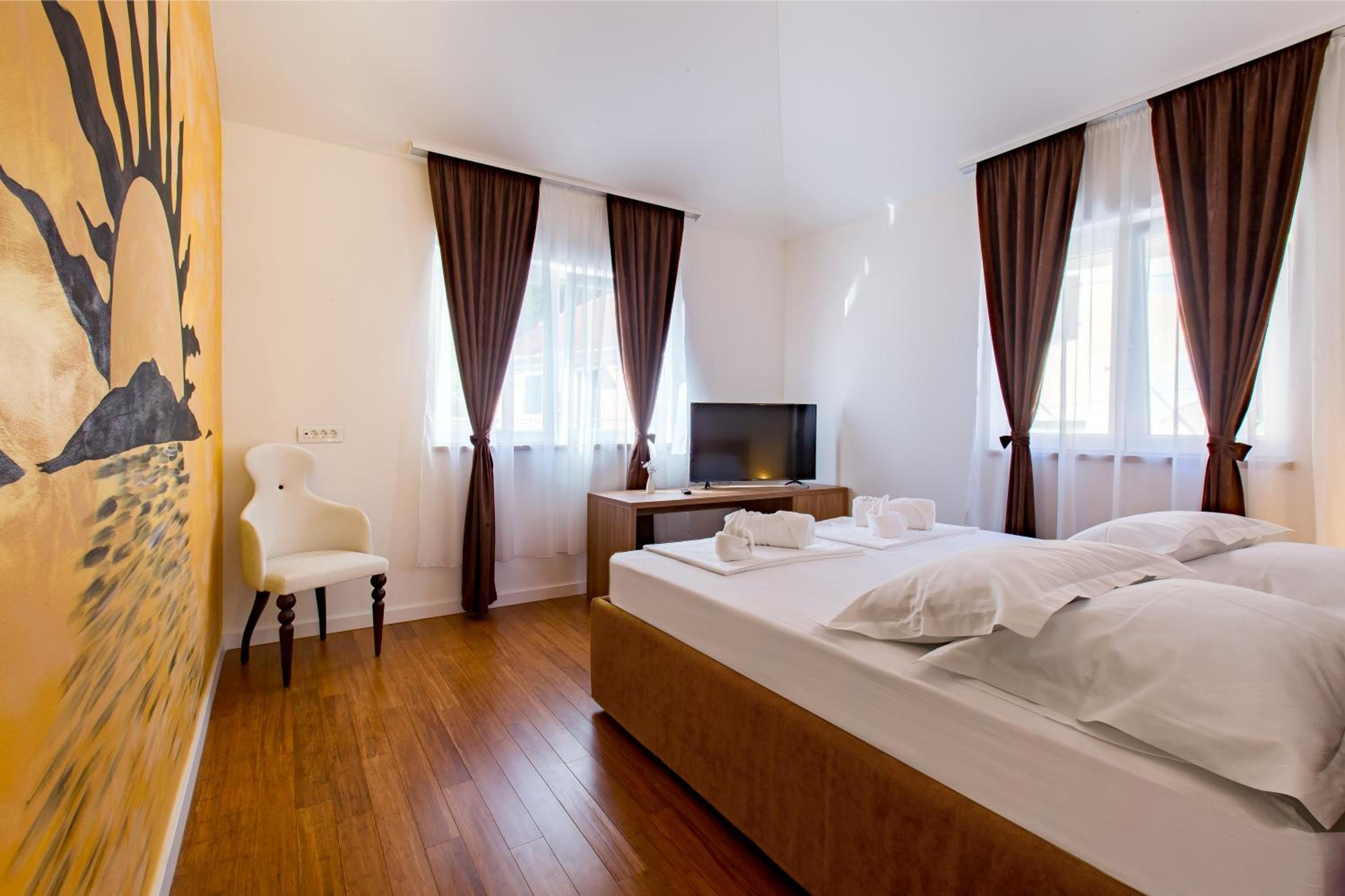 Villa photo 1