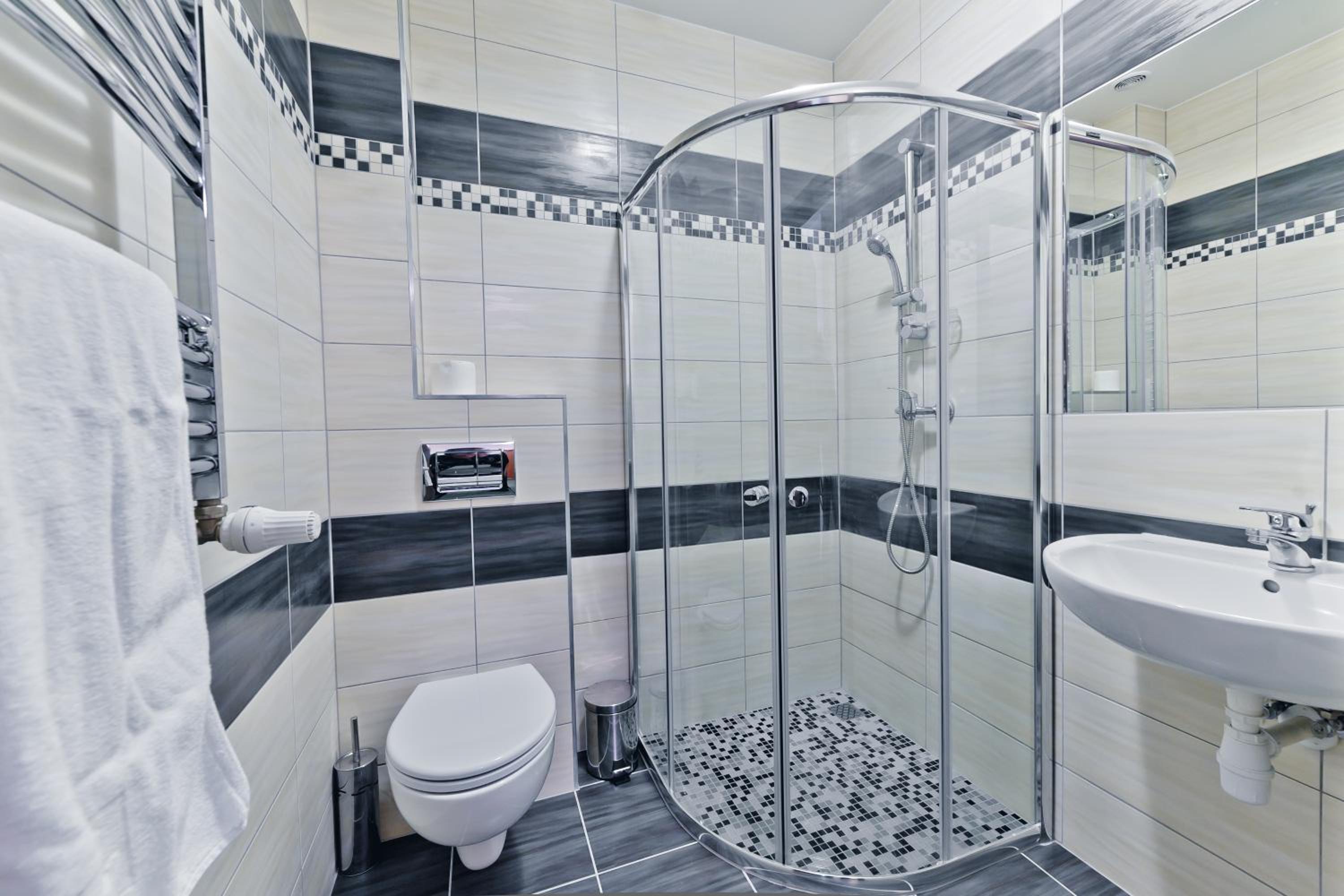 Double or Twin Room with Private Bathroom photo 1
