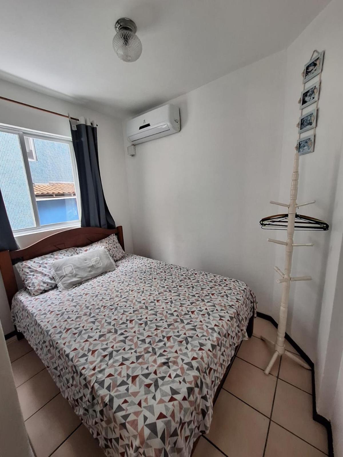 Apartment with Balcony - Photo 12