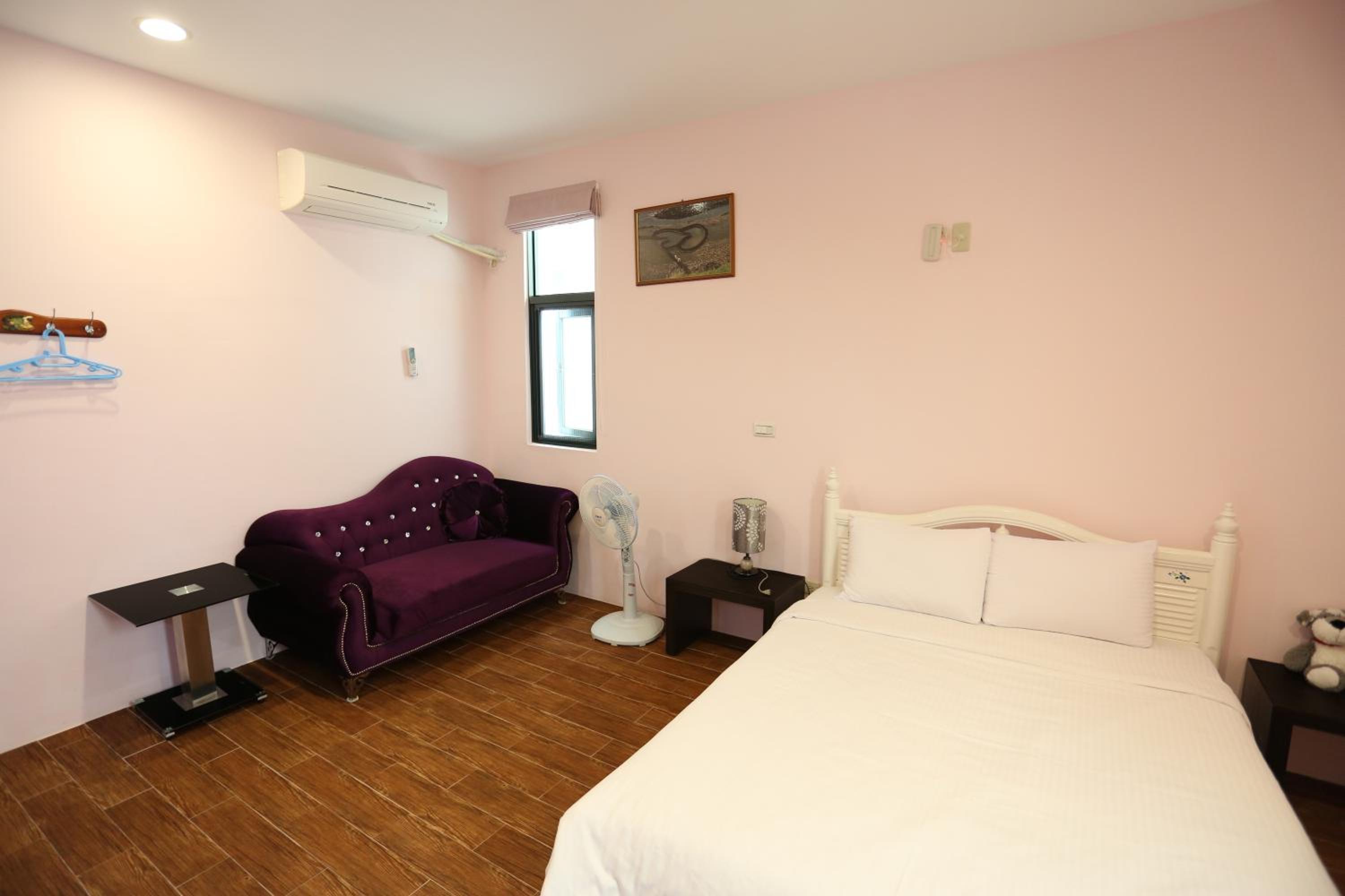 Standard Double Room photo 3