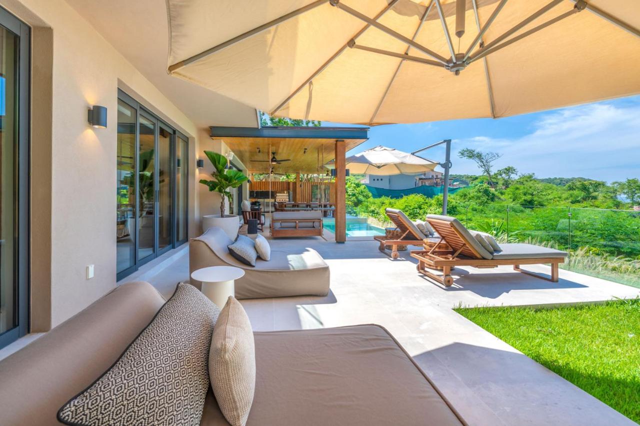 Deluxe Villa photo 2