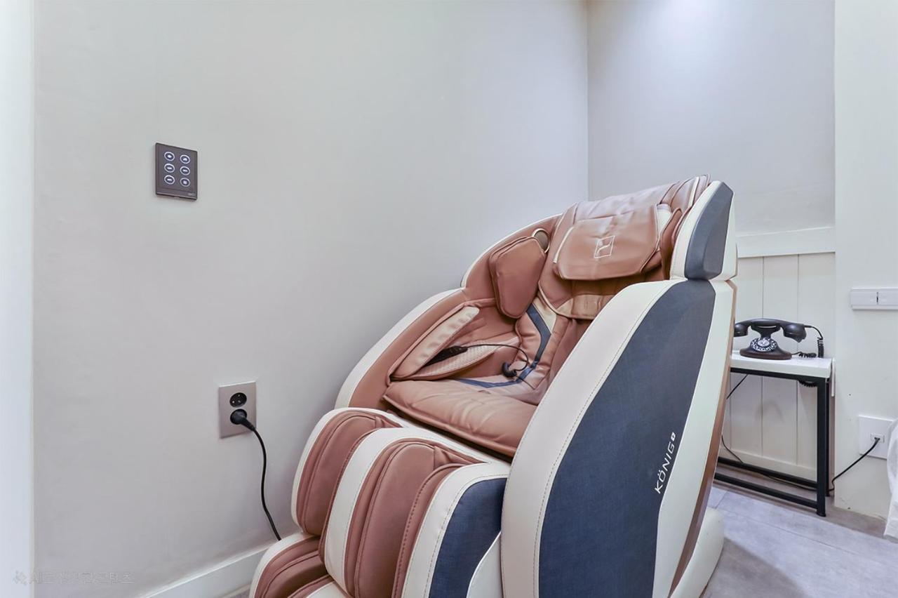 Premium Double Room With 2pc  photo 3