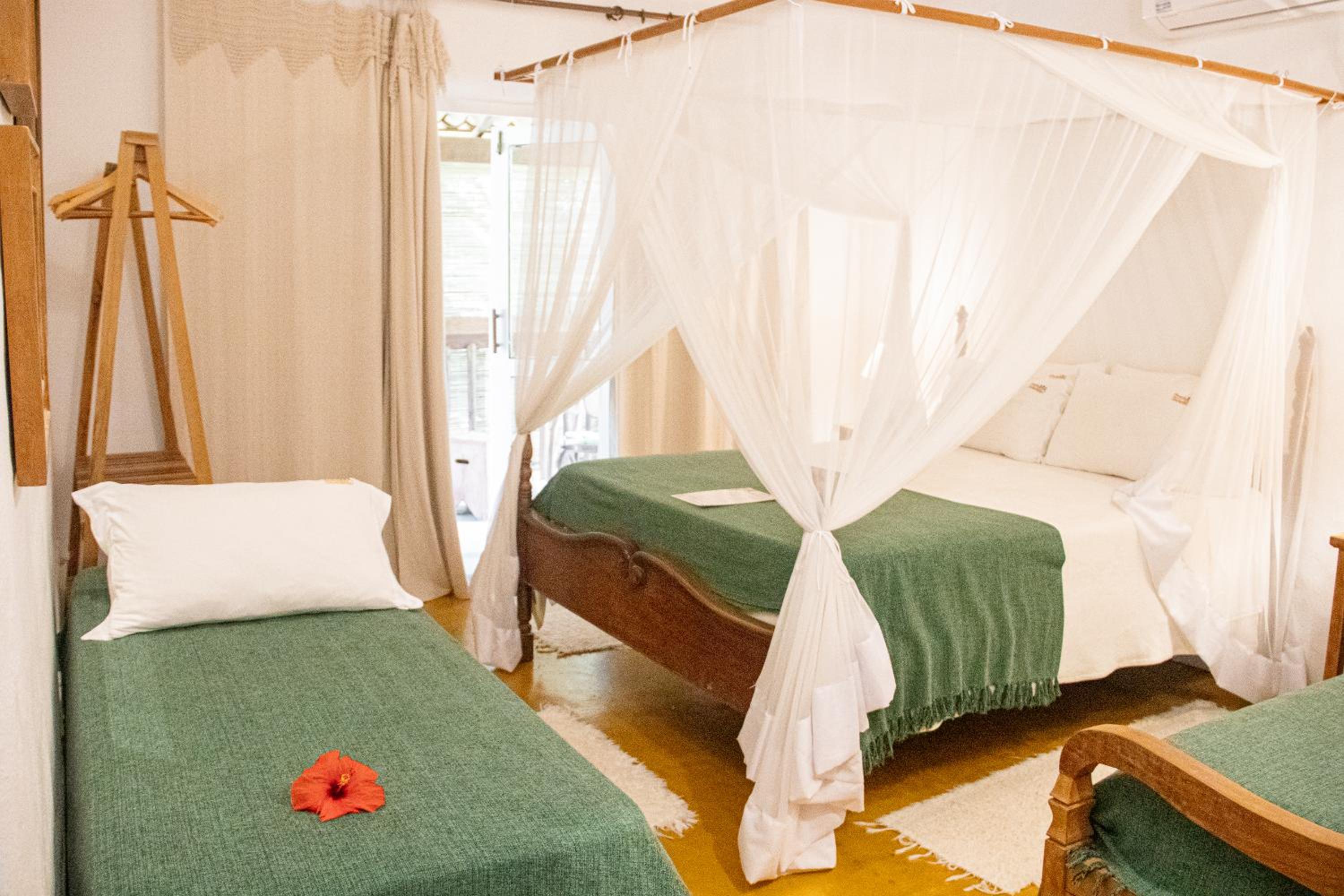 Deluxe Double Room with Bath photo 2