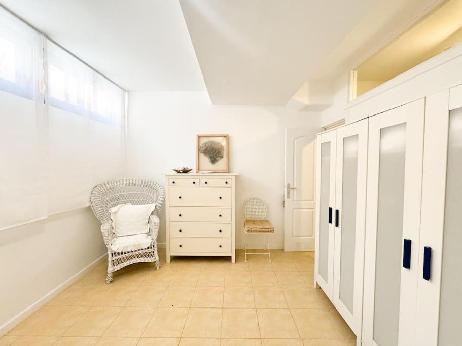Casa de cuatro habitaciones