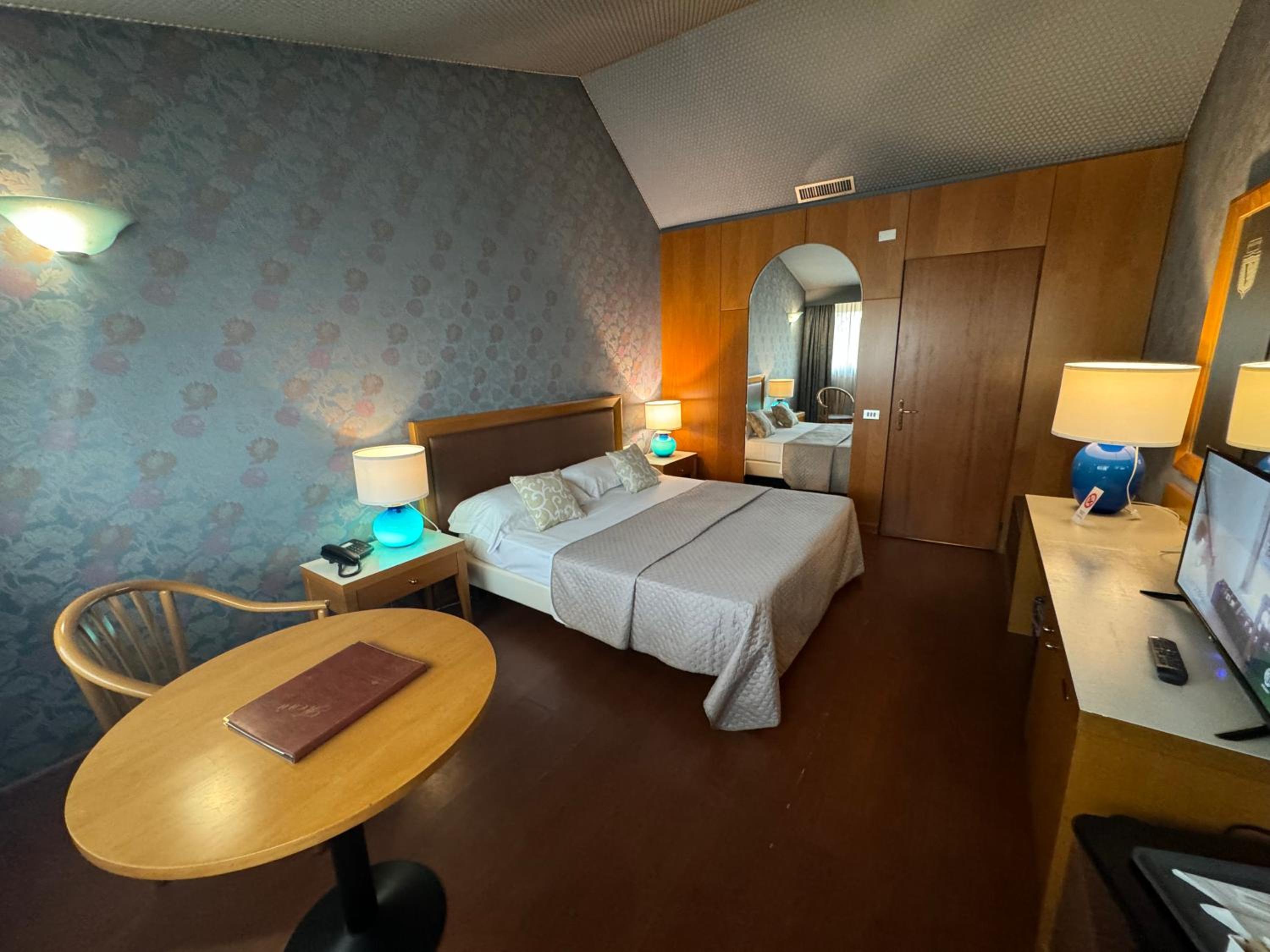 Economy Double Room