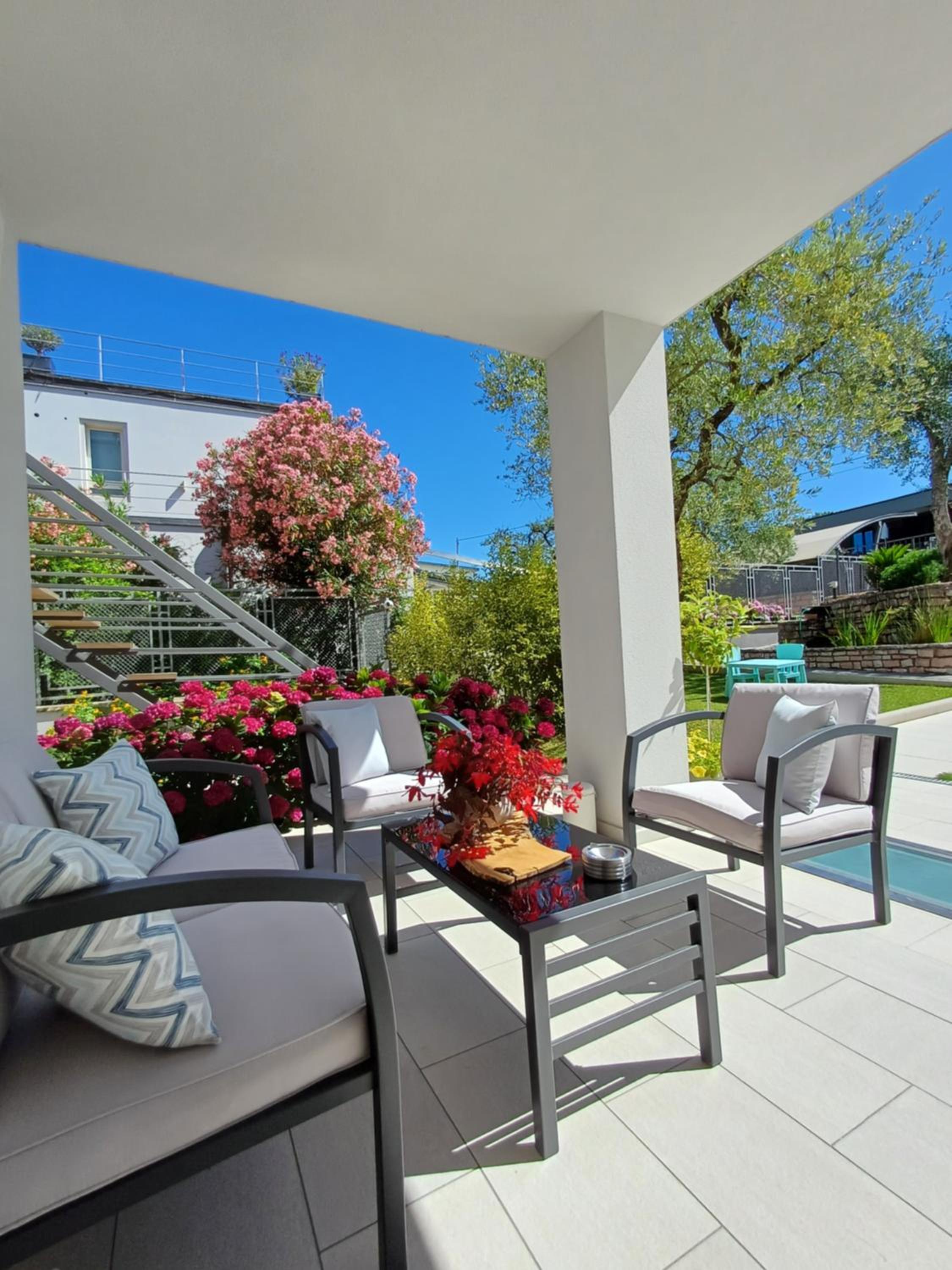 Apartment with Garden View photo 2