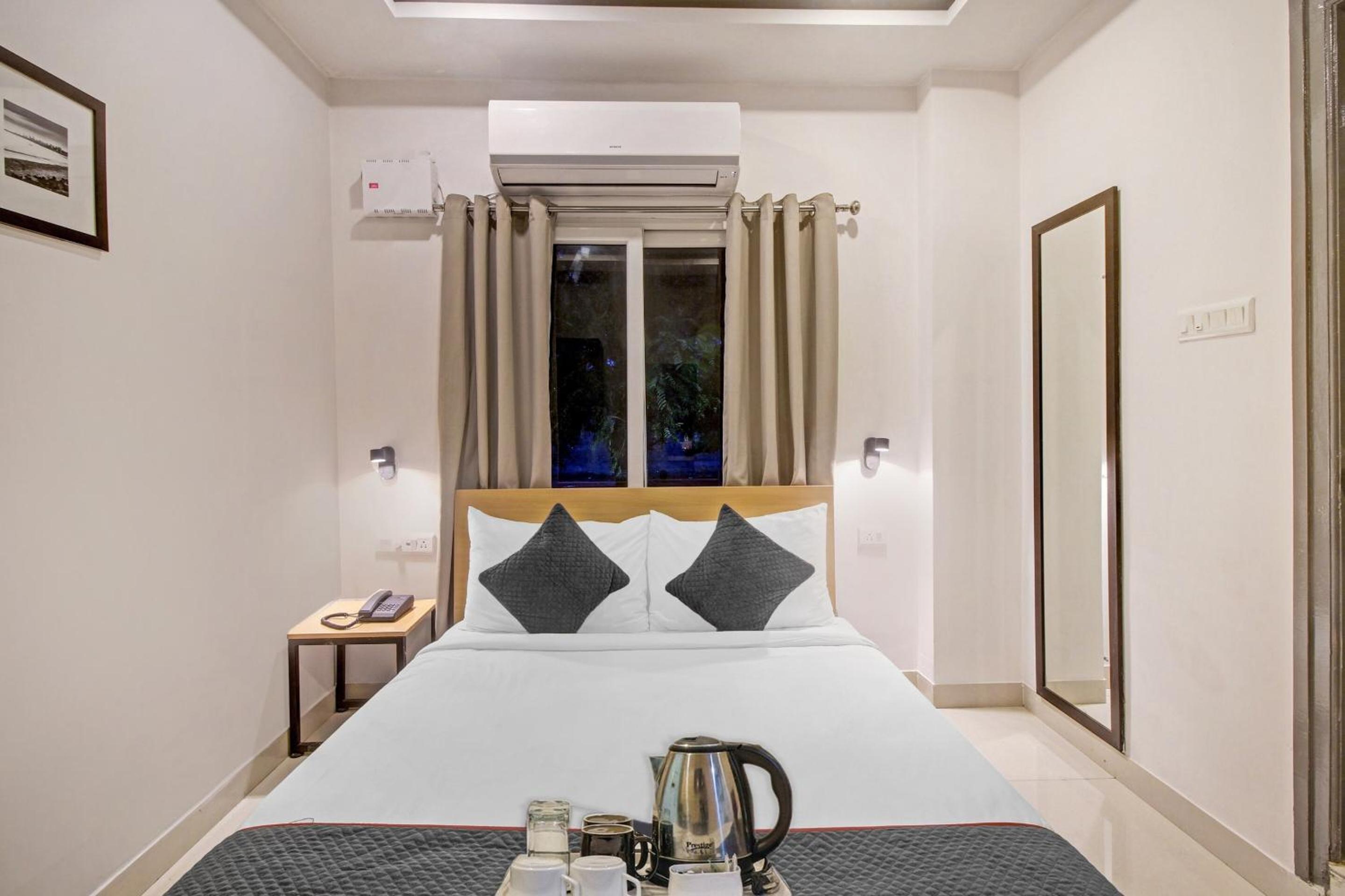 Classic Triple Room - Photo 14