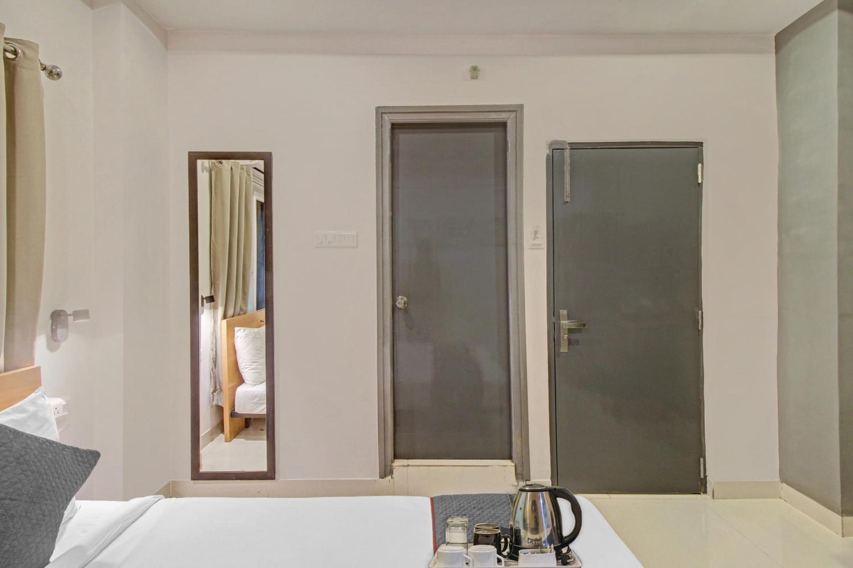 Classic Triple Room - Photo 8