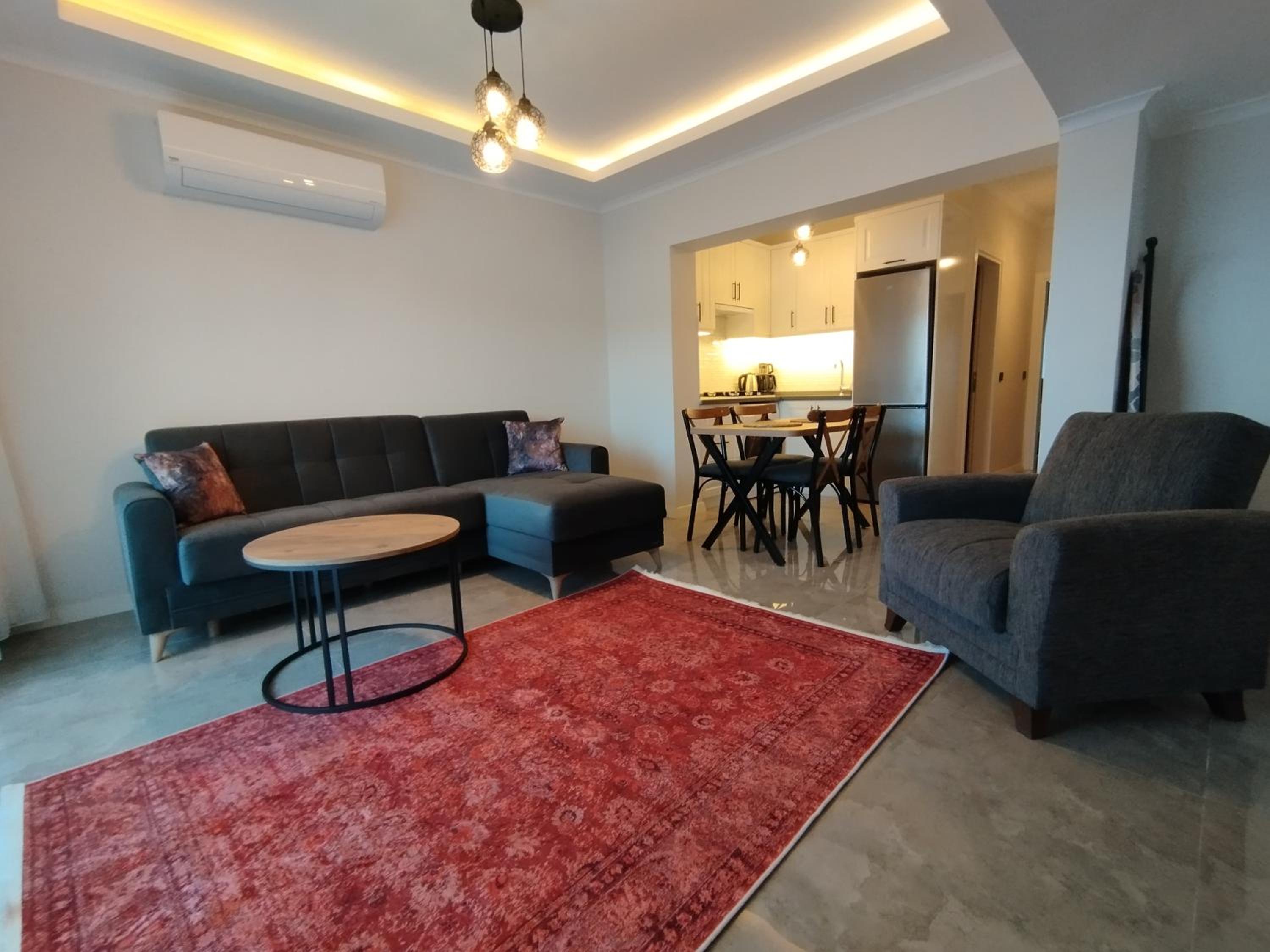 Apartment with View and Balcony - Photo 23