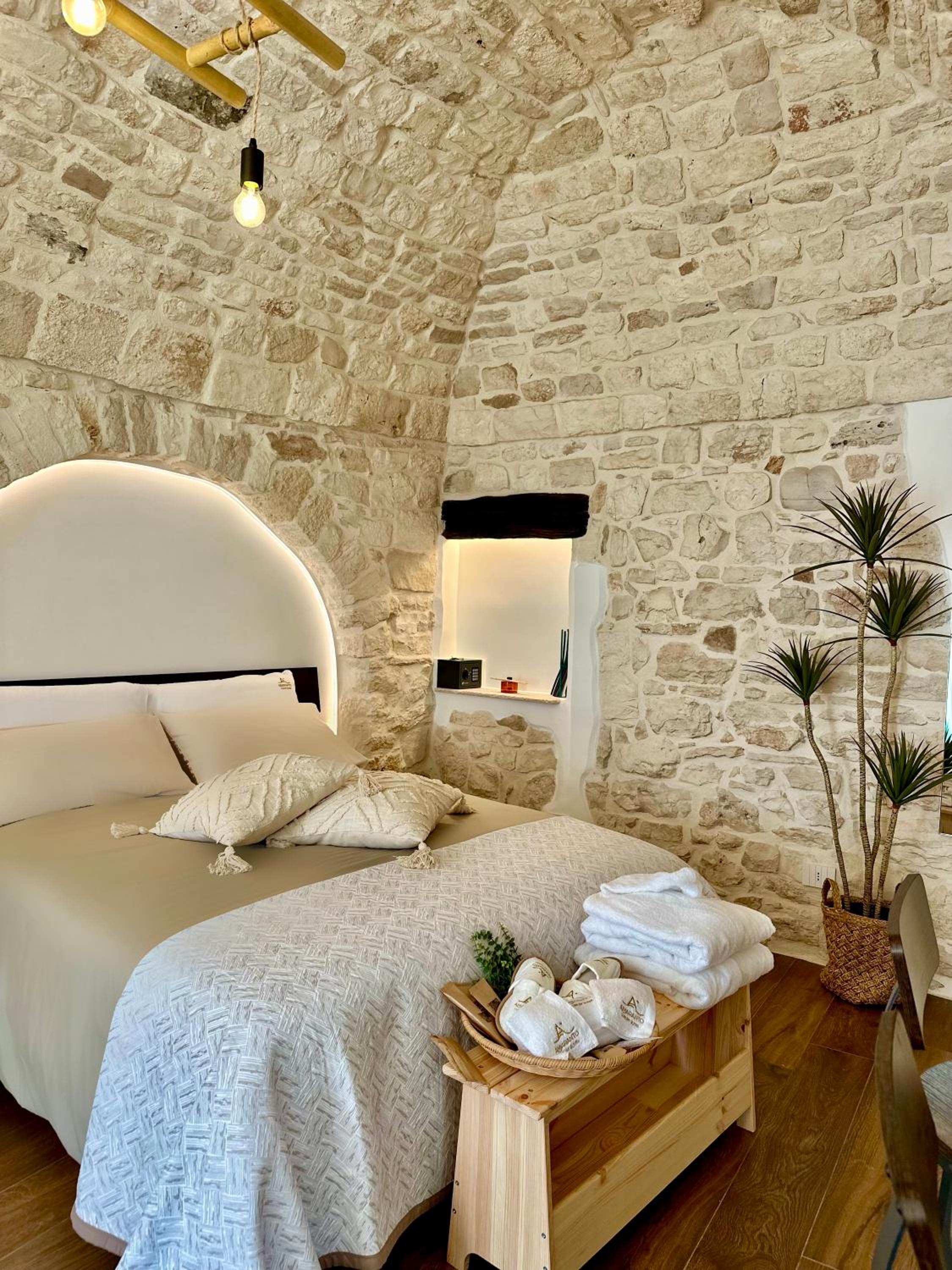 Double Room with Spa Bath