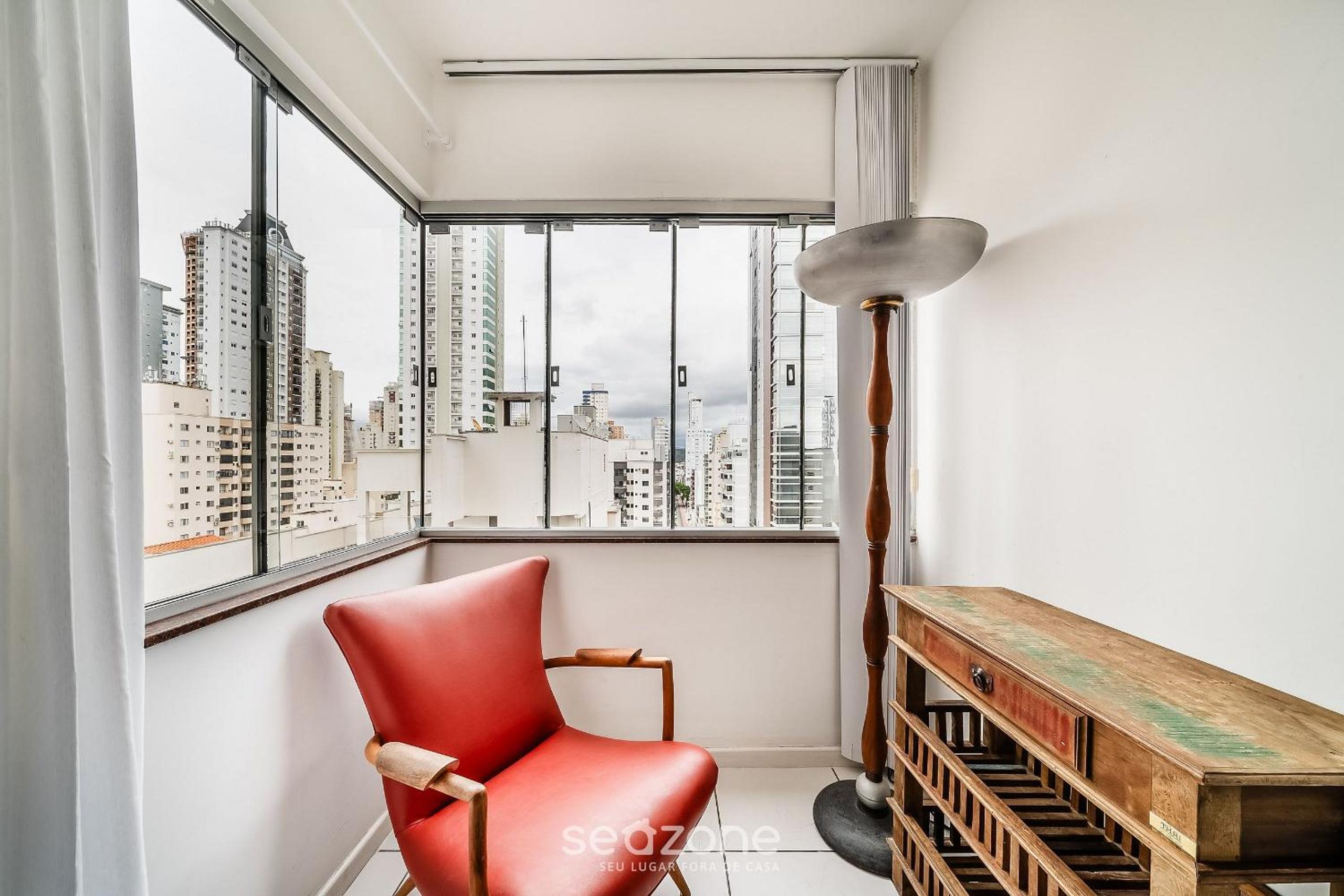 Apartment photo 2