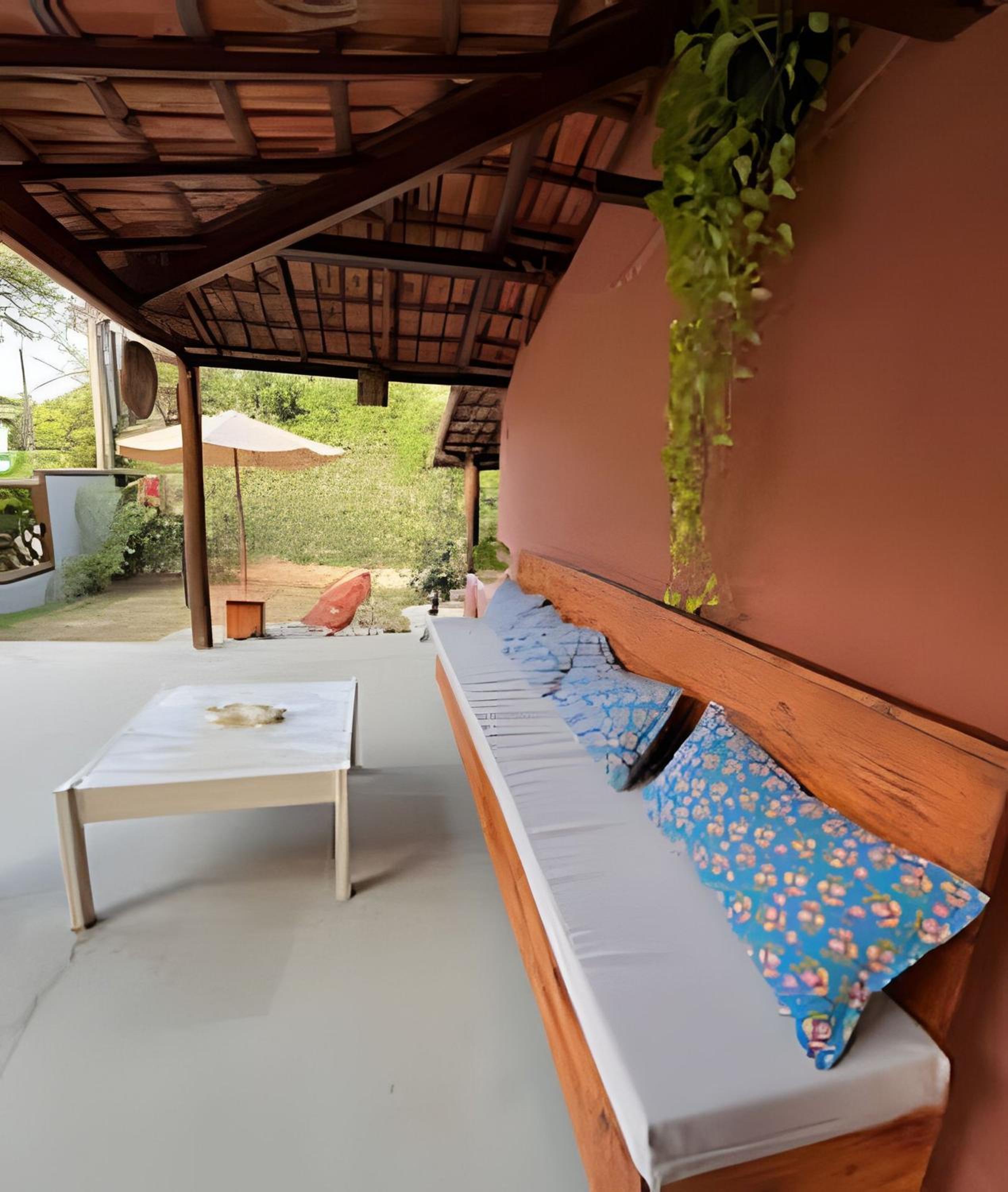Triple Room with Balcony - Photo 5