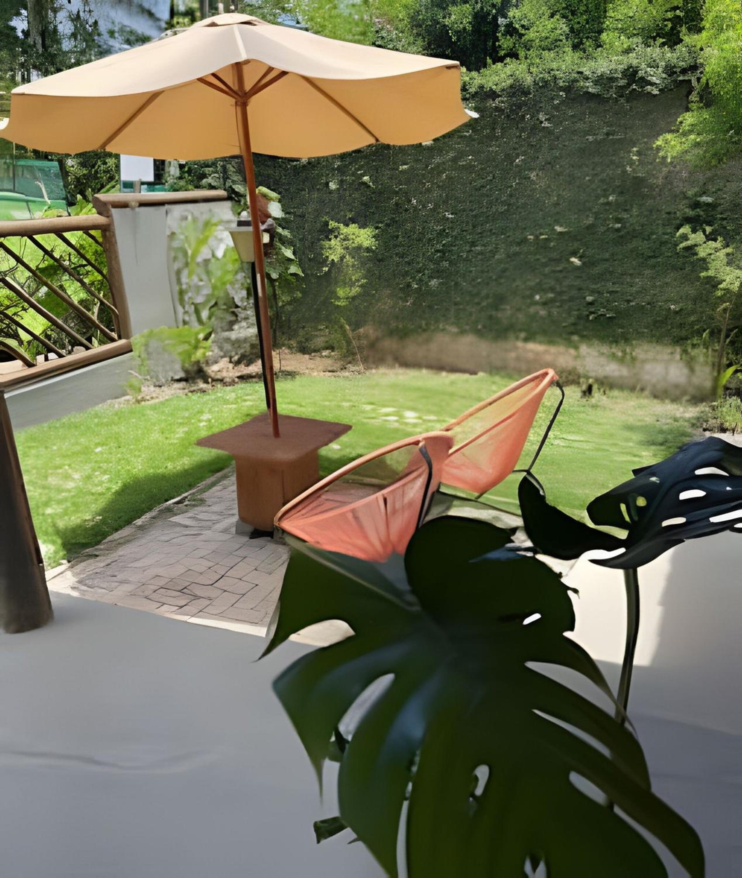 Triple Room with Balcony - Photo 11
