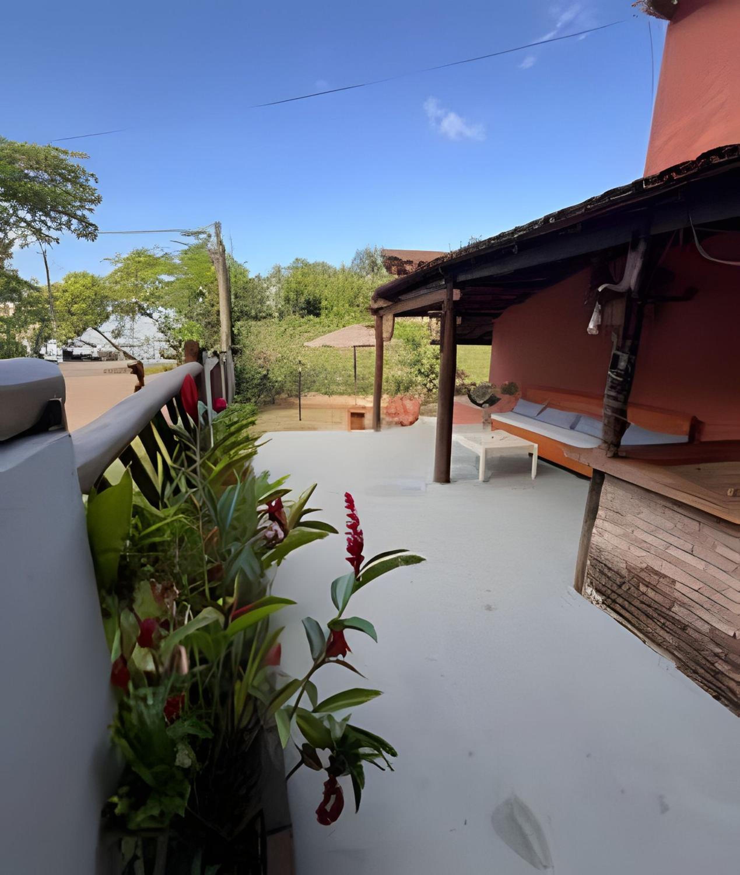 Triple Room with Balcony - Photo 8