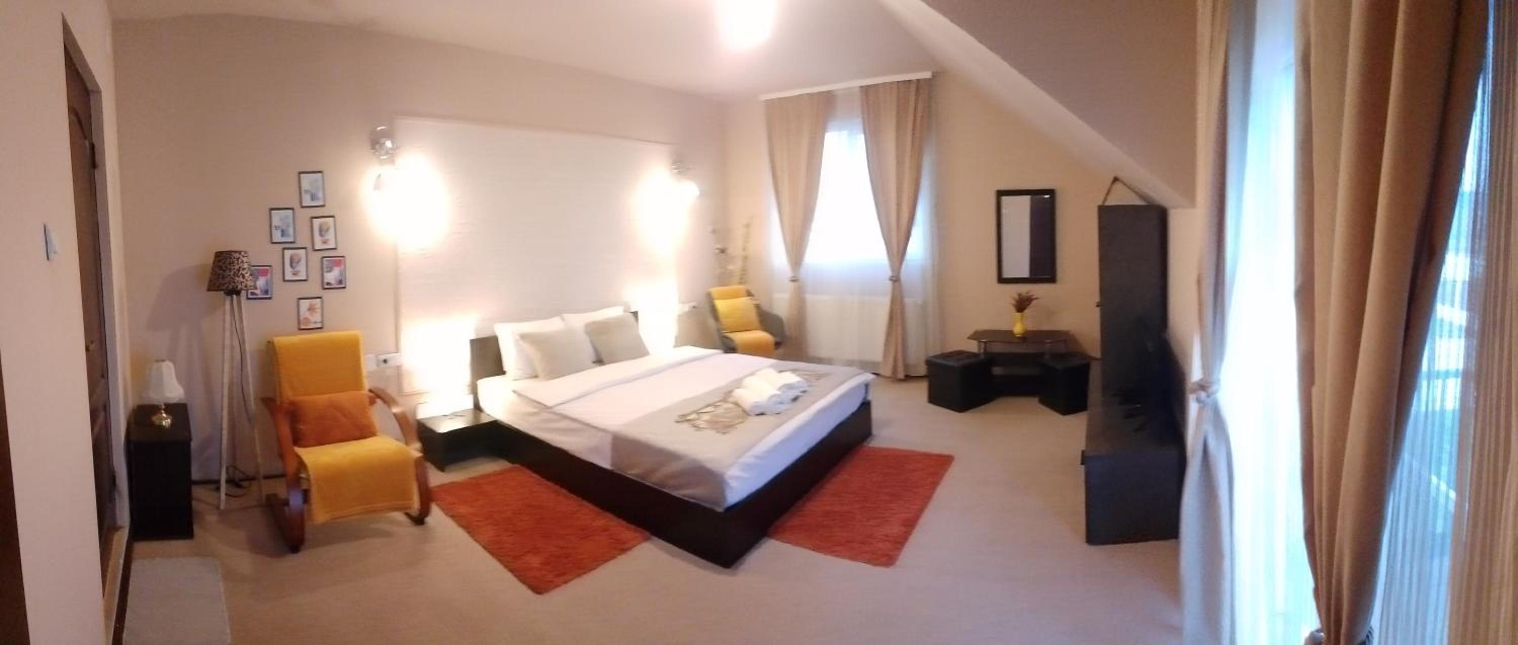 Standard Triple Room photo 2