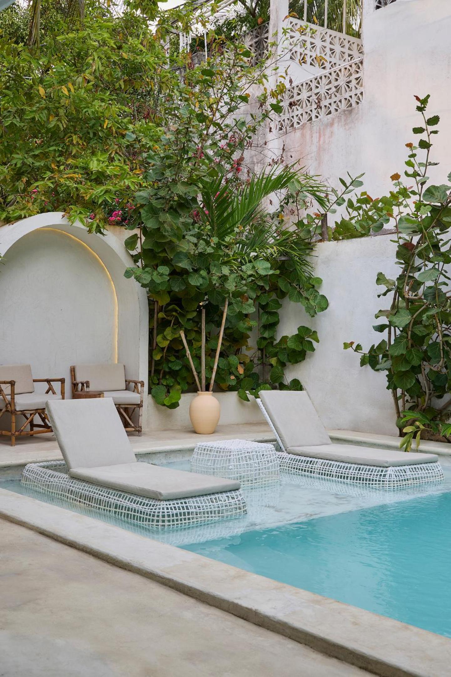 Villa with Private Pool photo 3