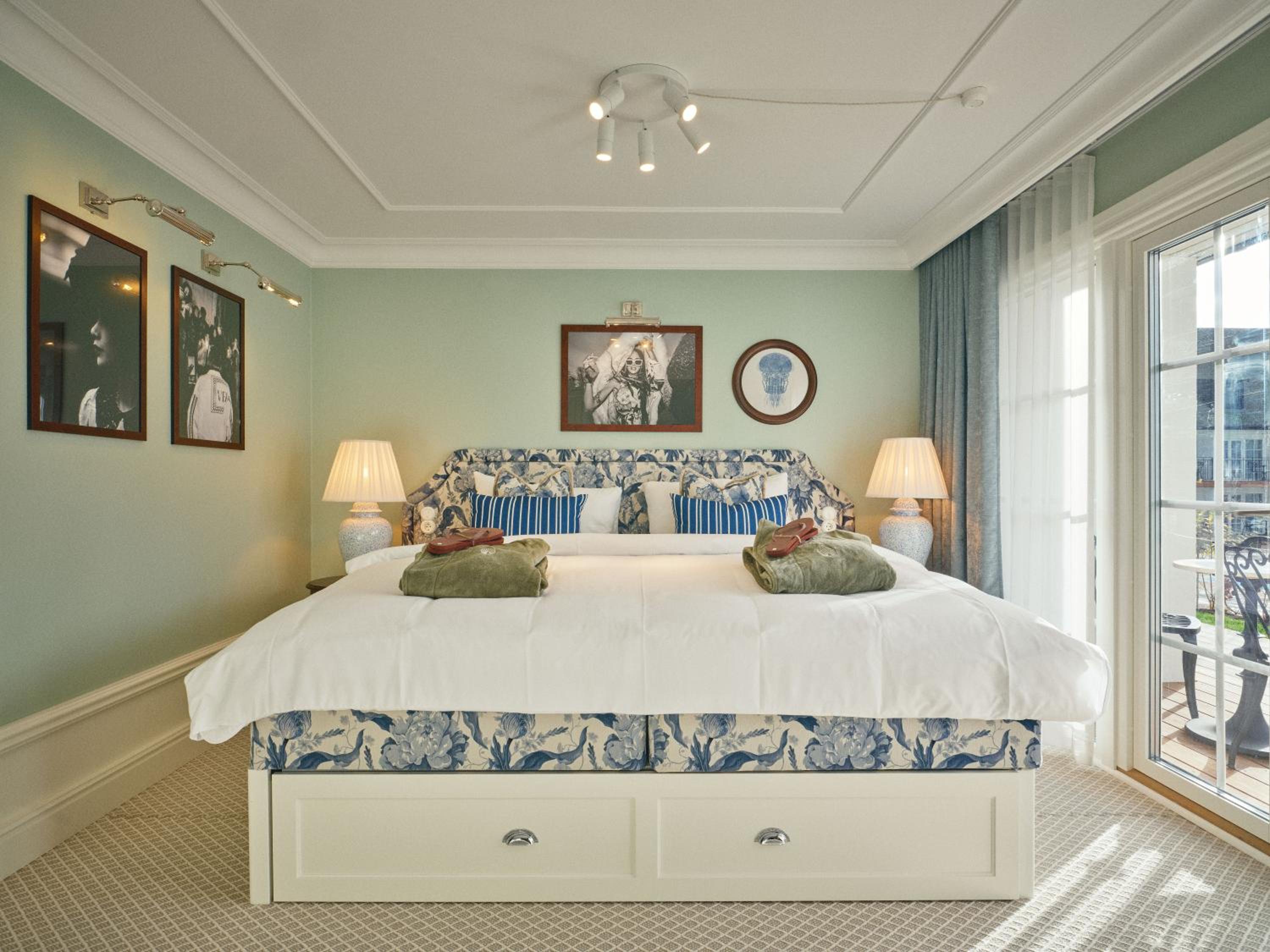 Double Room with Terrace - Including Pool Club Access photo 1