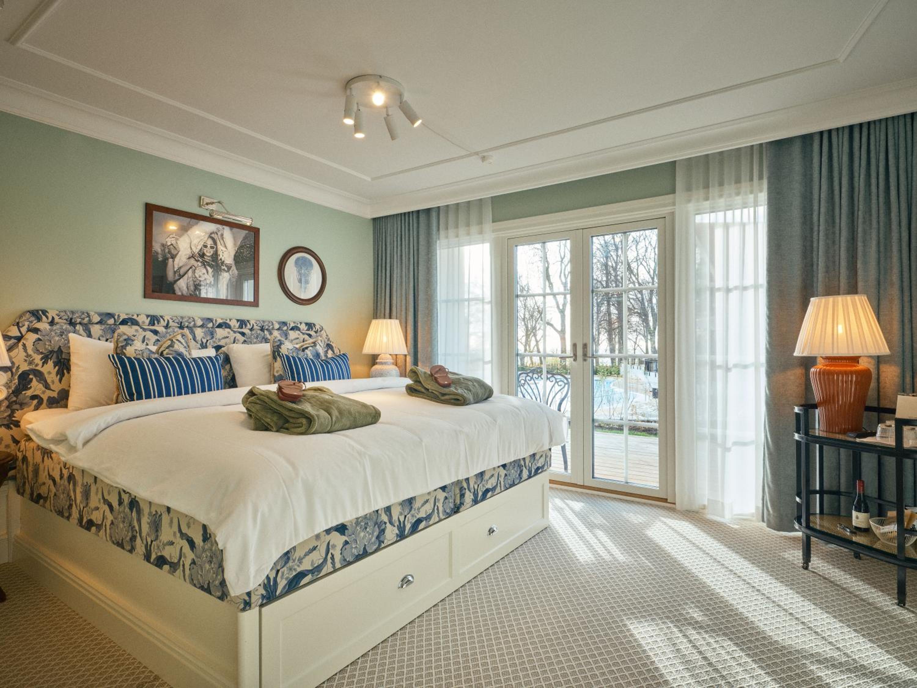 Double Room with Terrace - Including Pool Club Access photo 3