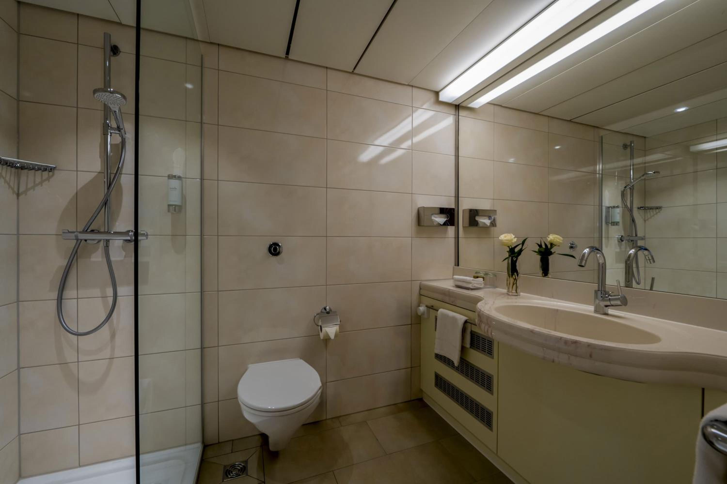 Classic Double Room - Photo 9