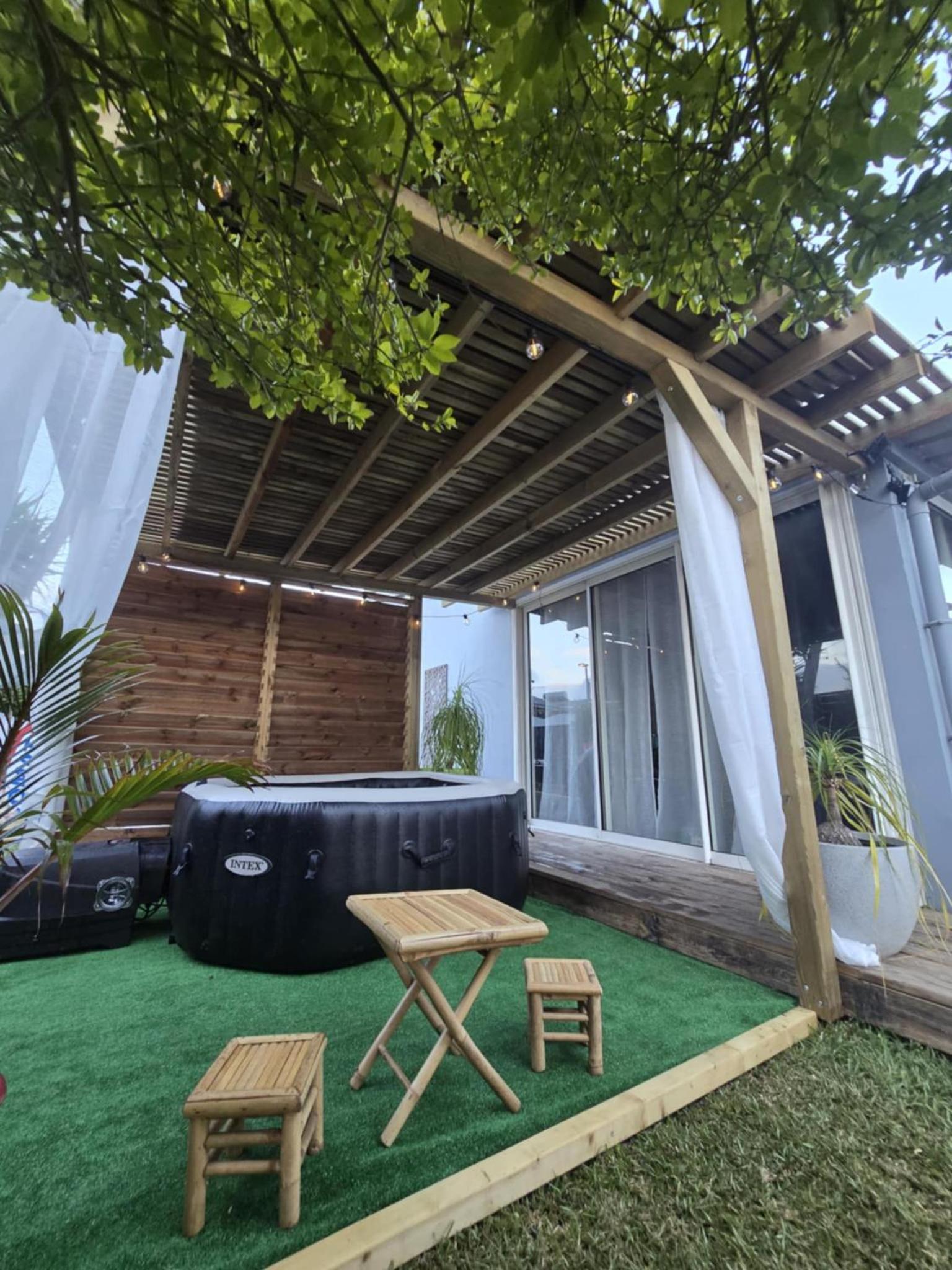 Four-Bedroom House photo 1