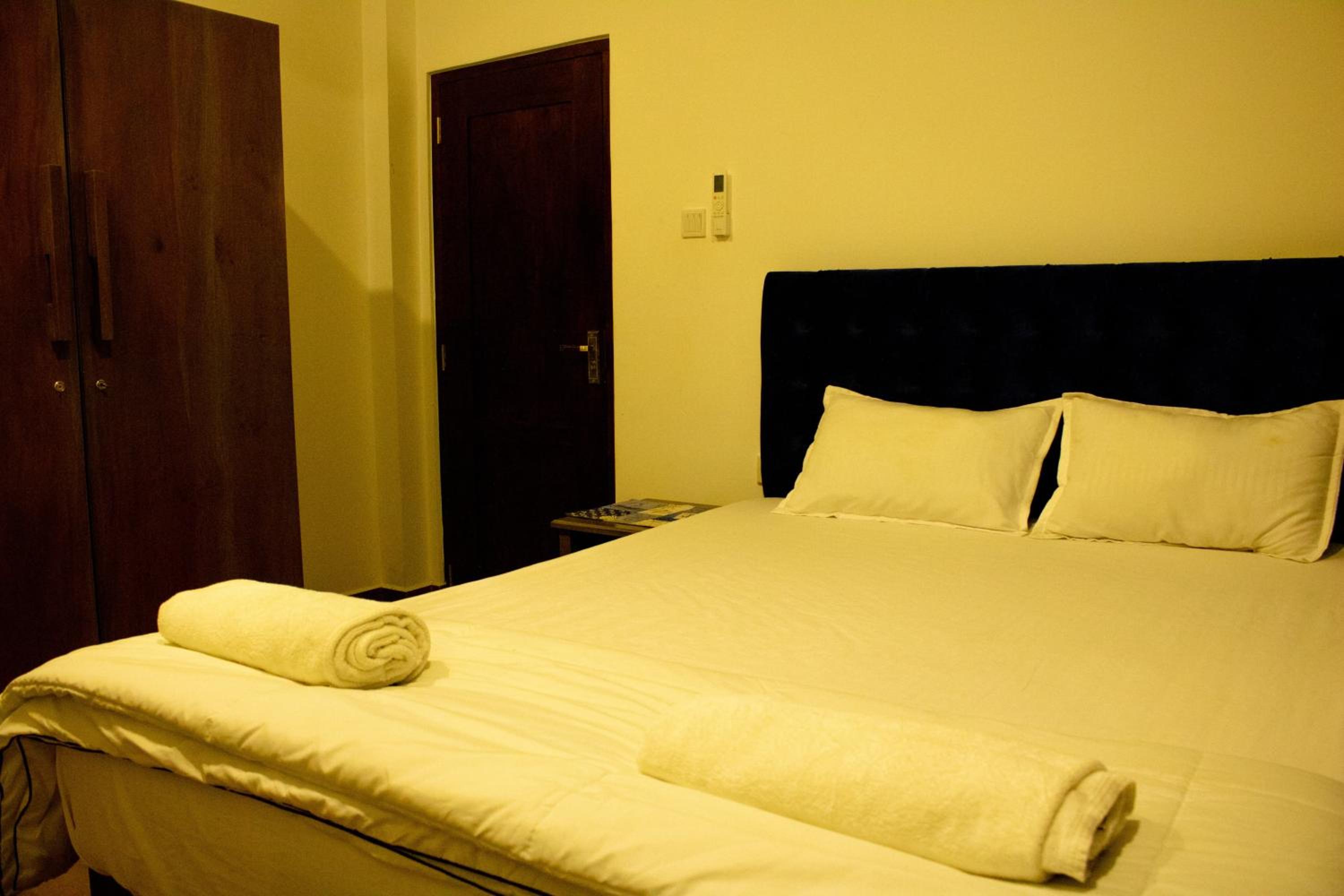 Two-Bedroom Apartment photo 3