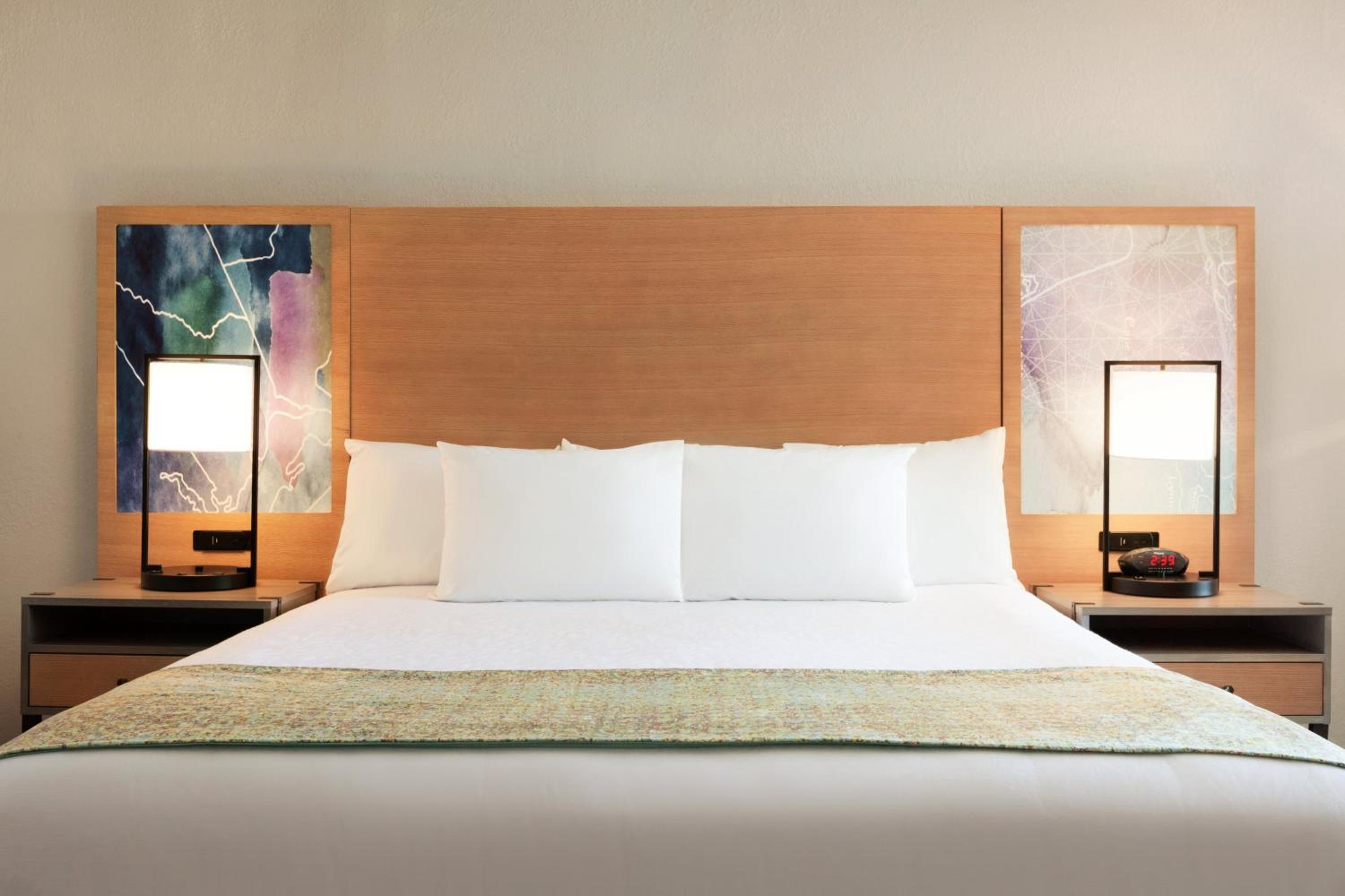 King Room with Ocean Front - Non-Smoking - Photo 1