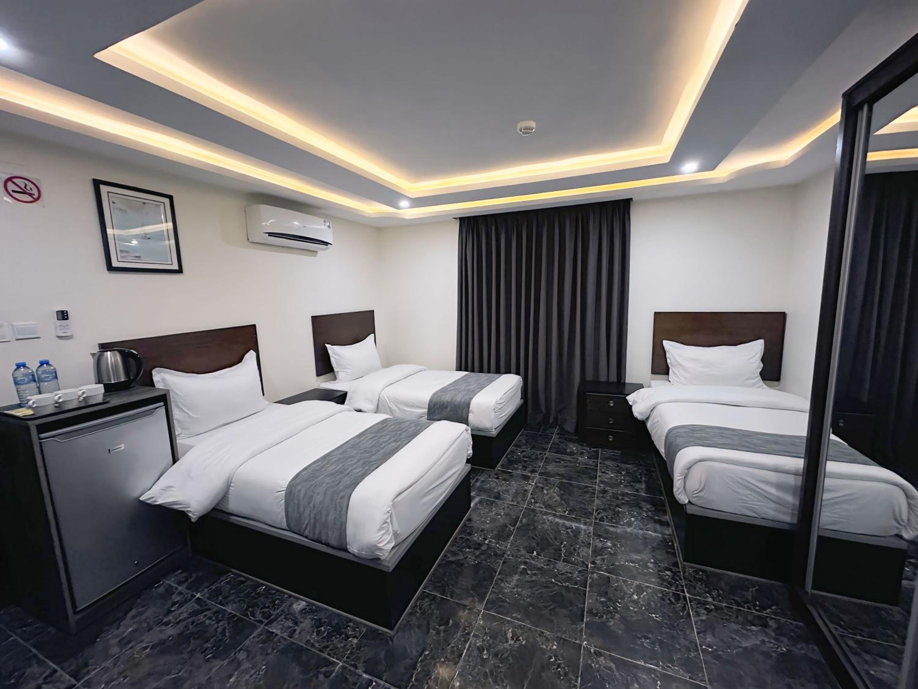 Basic Triple Room - Photo 1