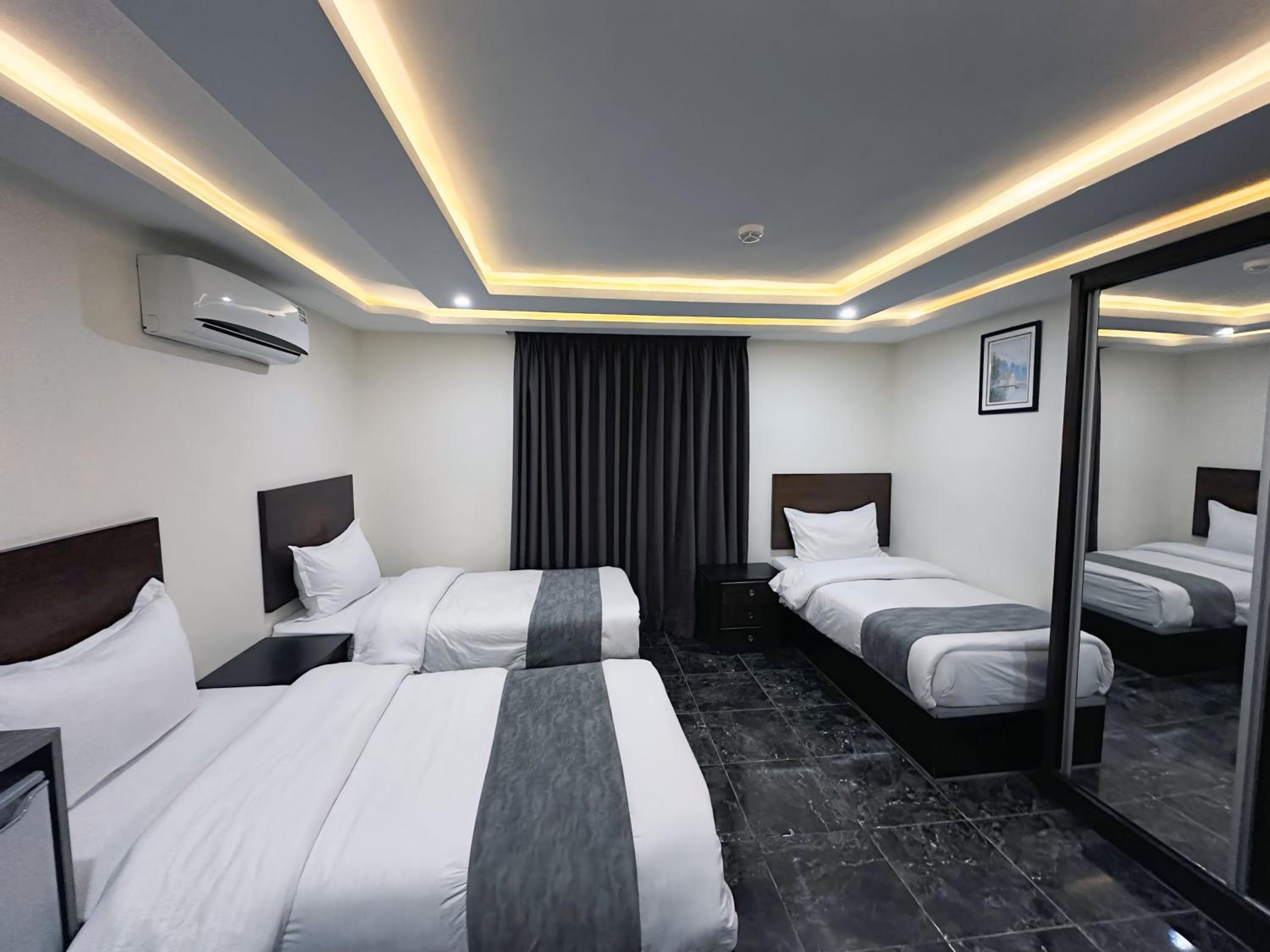 Basic Triple Room - Photo 2